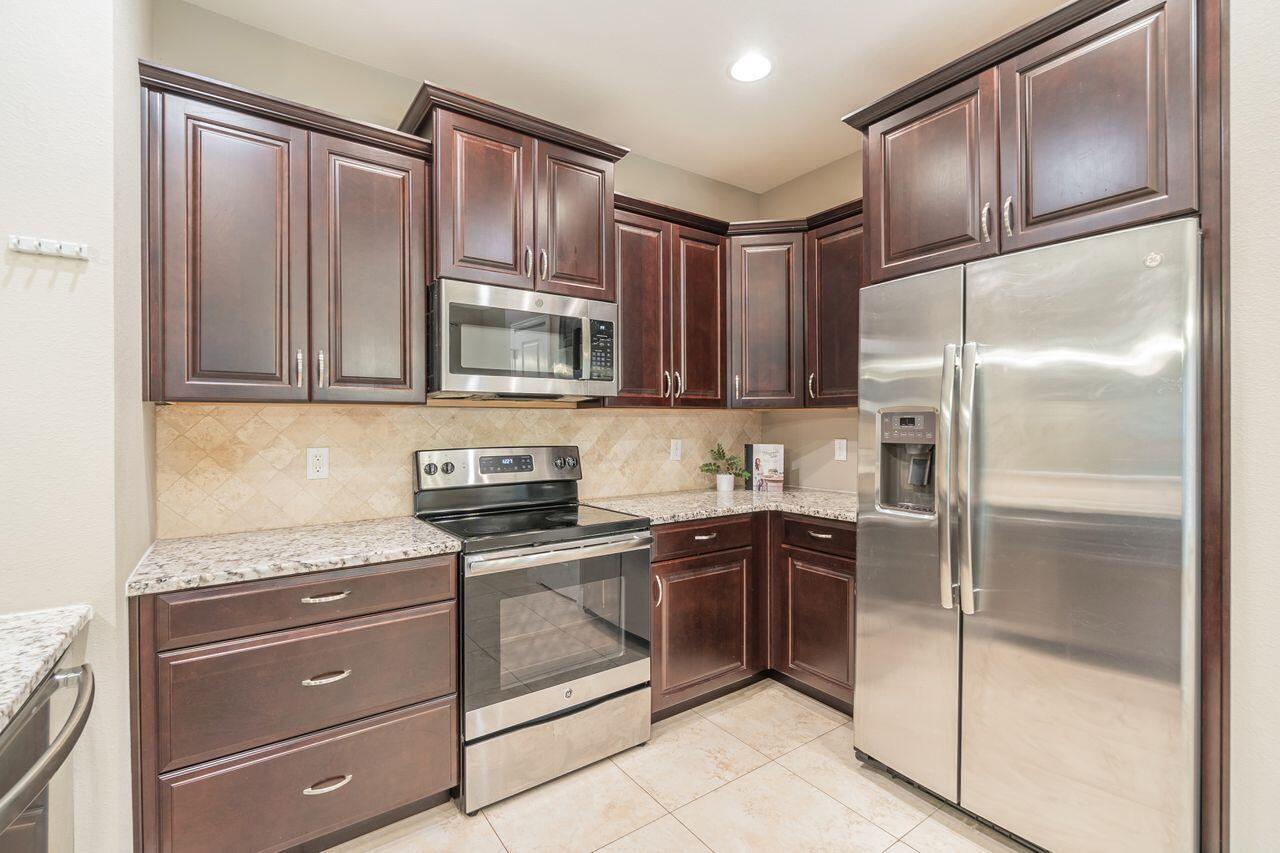 KITTRELL ESTATES - Residential