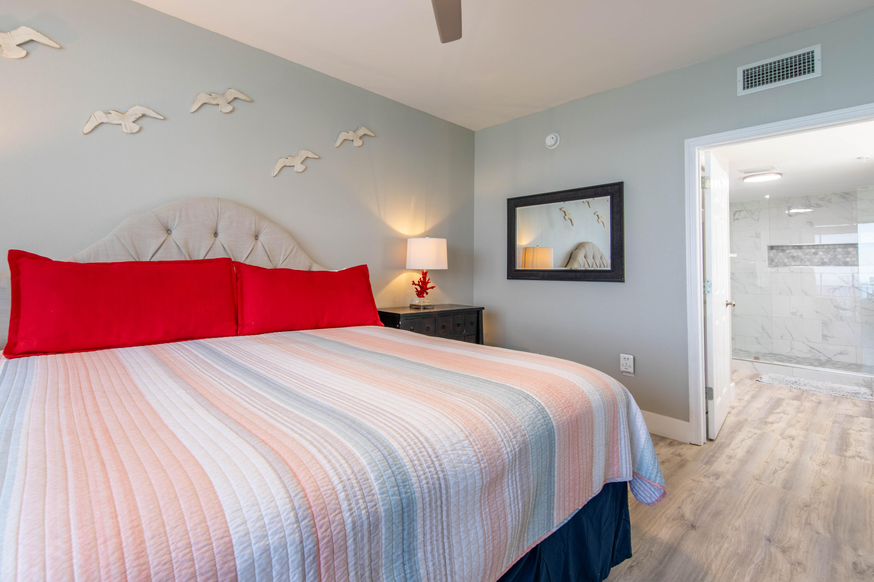 MAJESTIC BEACH TOWERS I - Residential