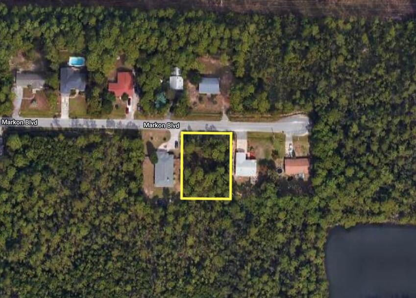 Great lot to build your home in this quiet, up coming neighborhood. over 0.3 acres, Less than 10 minutes from the beach. Buyer to verify all details.