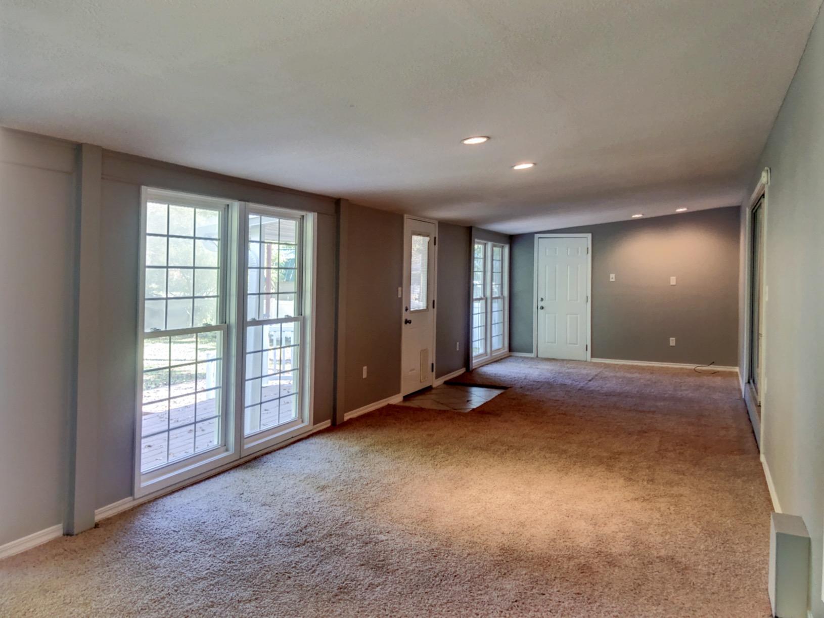 FOXWOOD ESTATES 1 - Residential