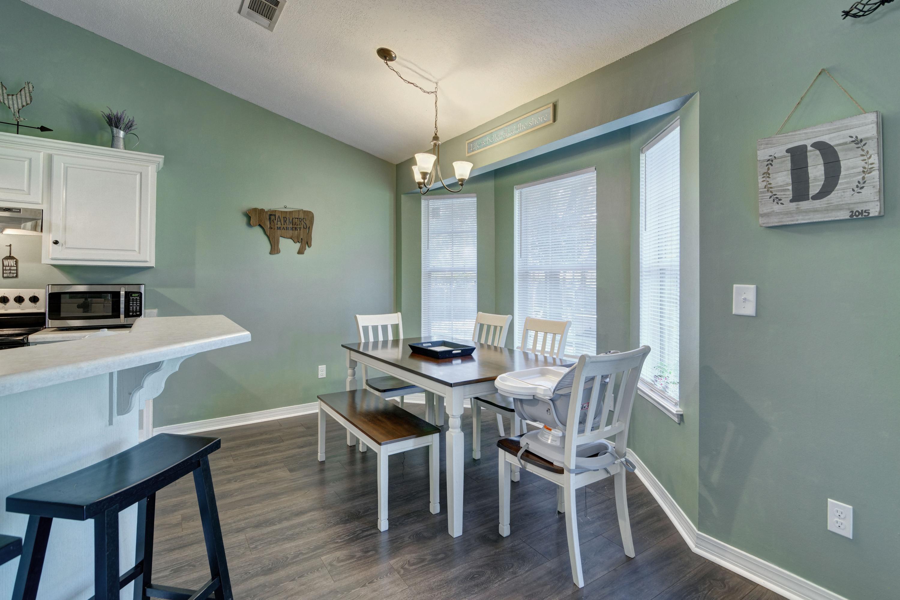 HOLLEY BY THE SEA - Residential