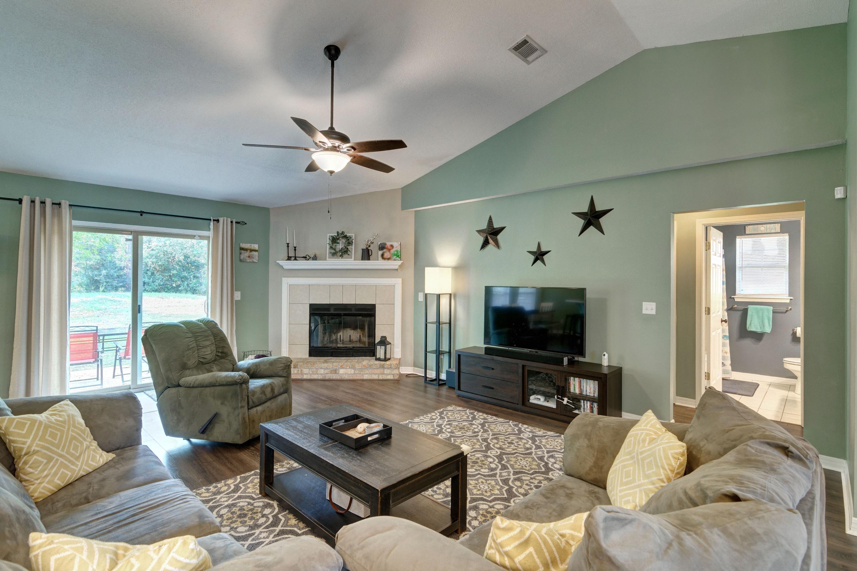 HOLLEY BY THE SEA - Residential