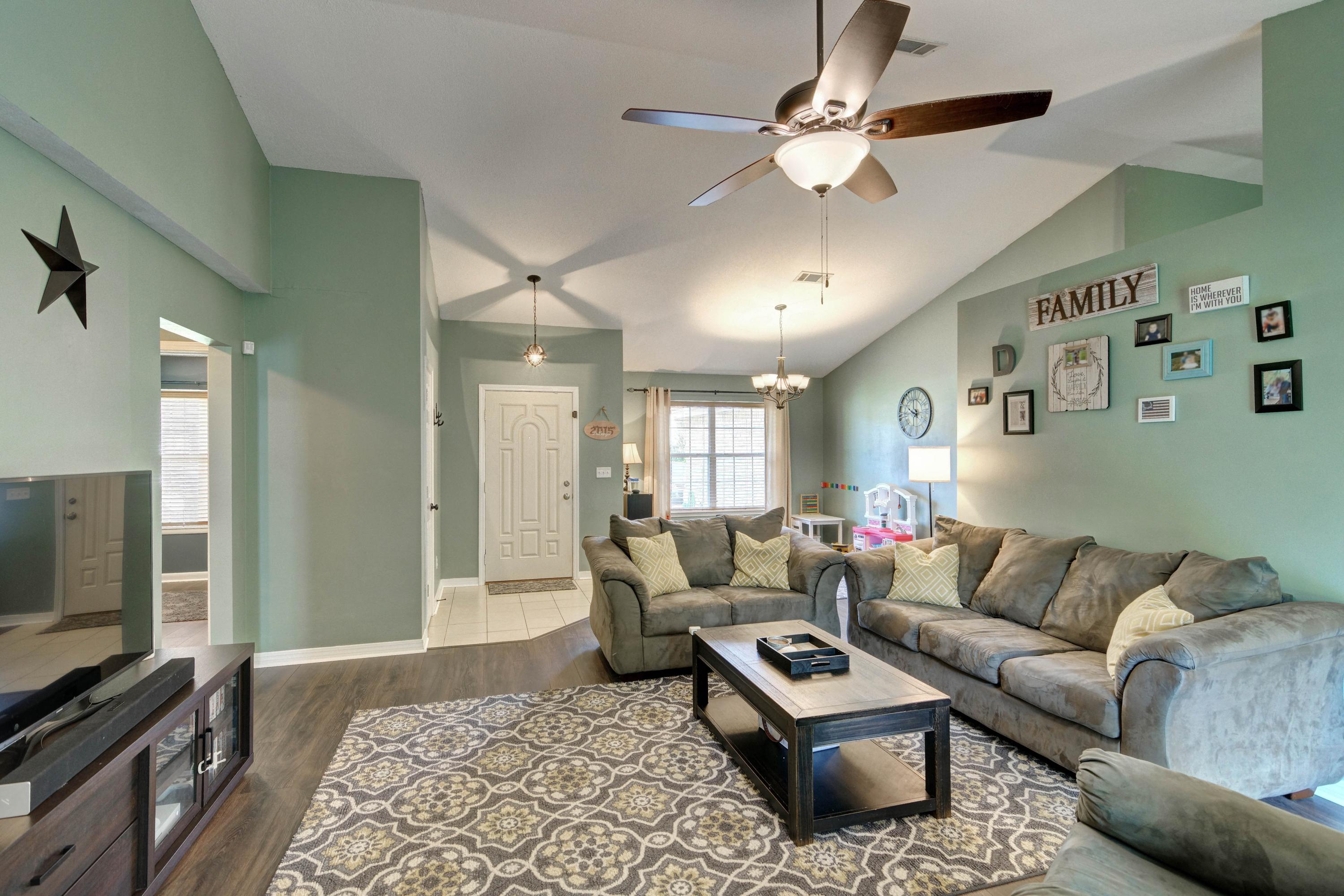 HOLLEY BY THE SEA - Residential