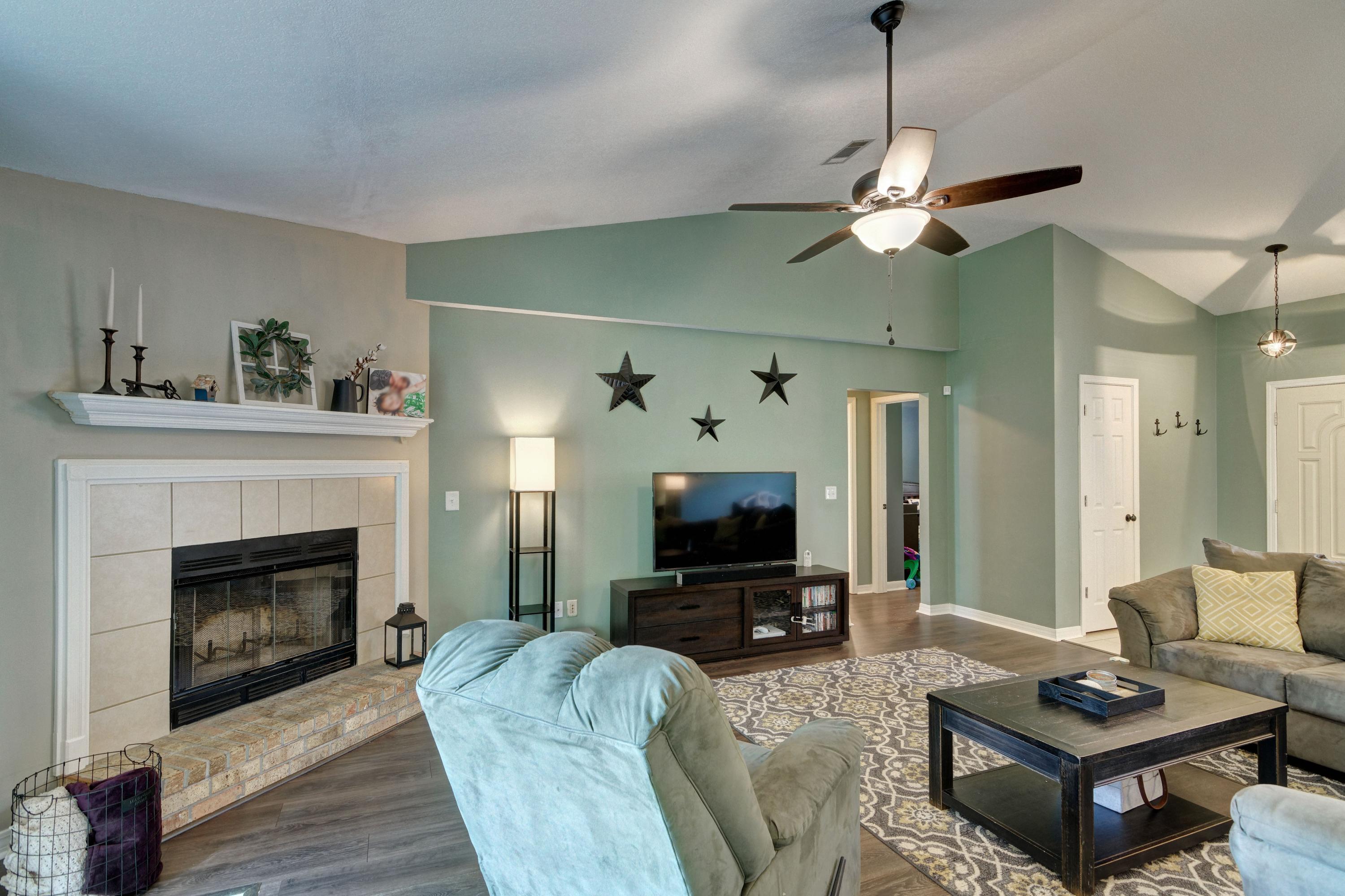 HOLLEY BY THE SEA - Residential