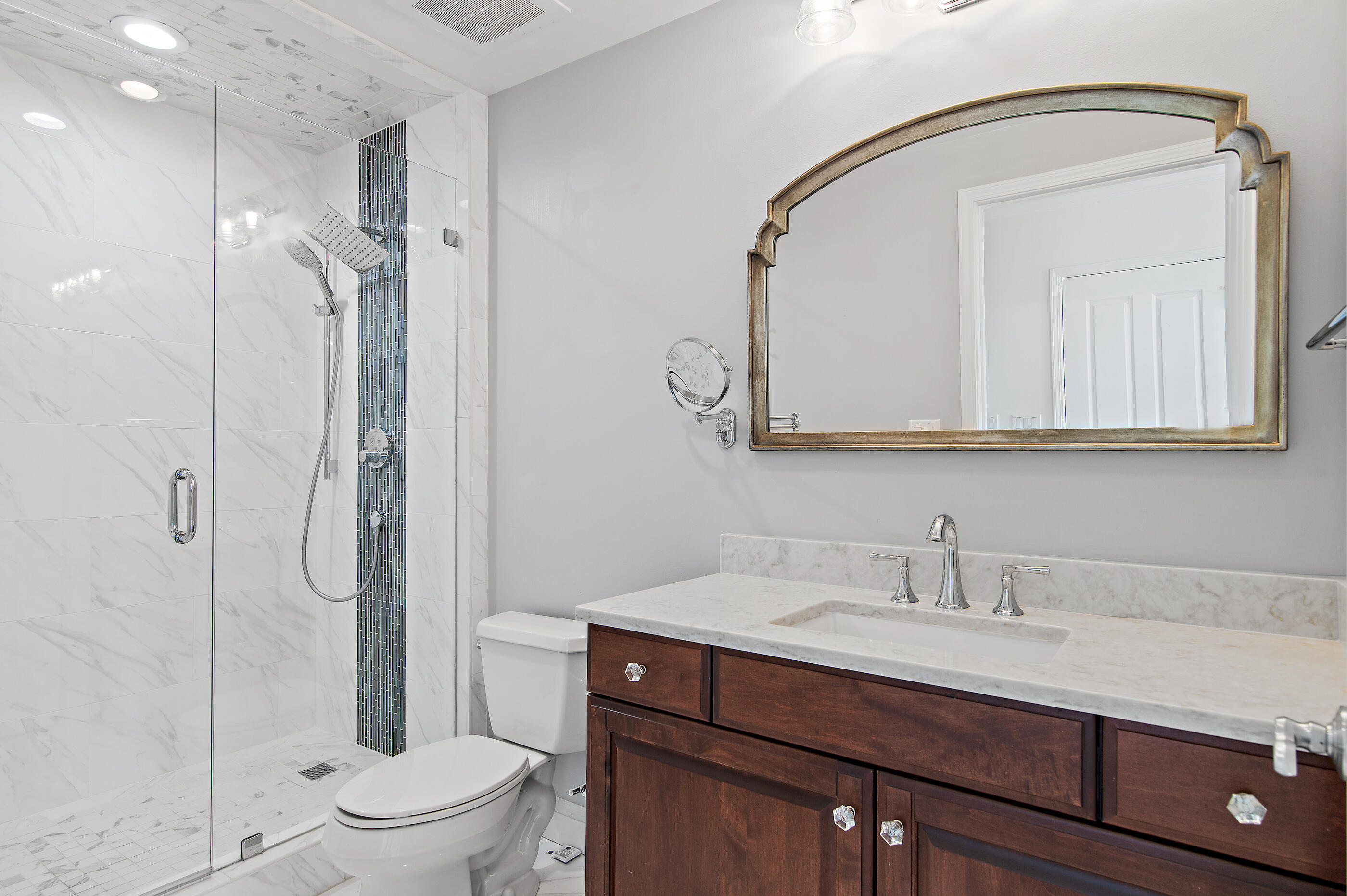 ONE WATER PLACE - Residential
