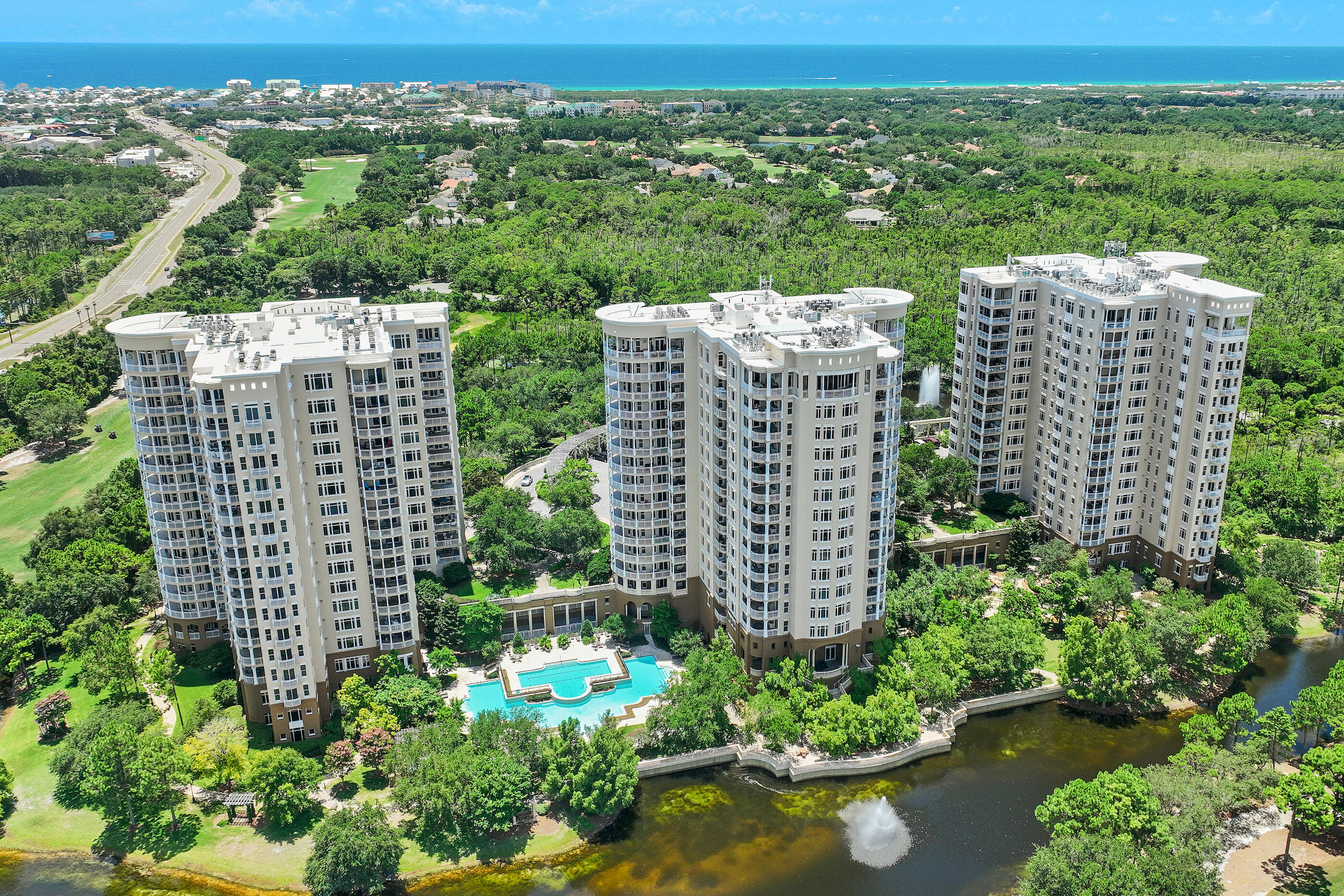 ONE WATER PLACE - Residential