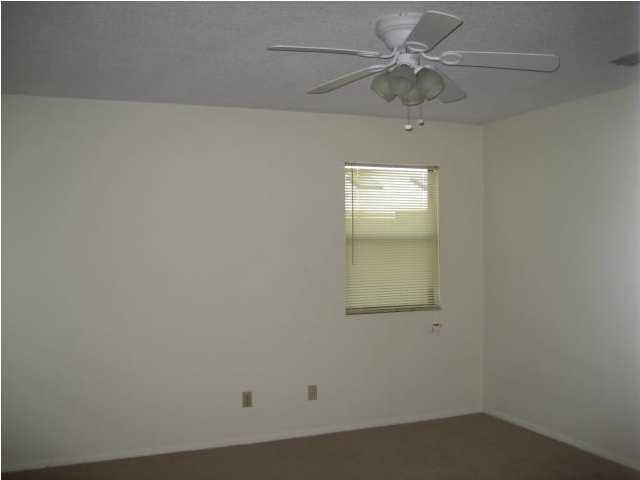 PORT DIXIE - Residential Lease