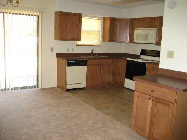 PORT DIXIE - Residential Lease