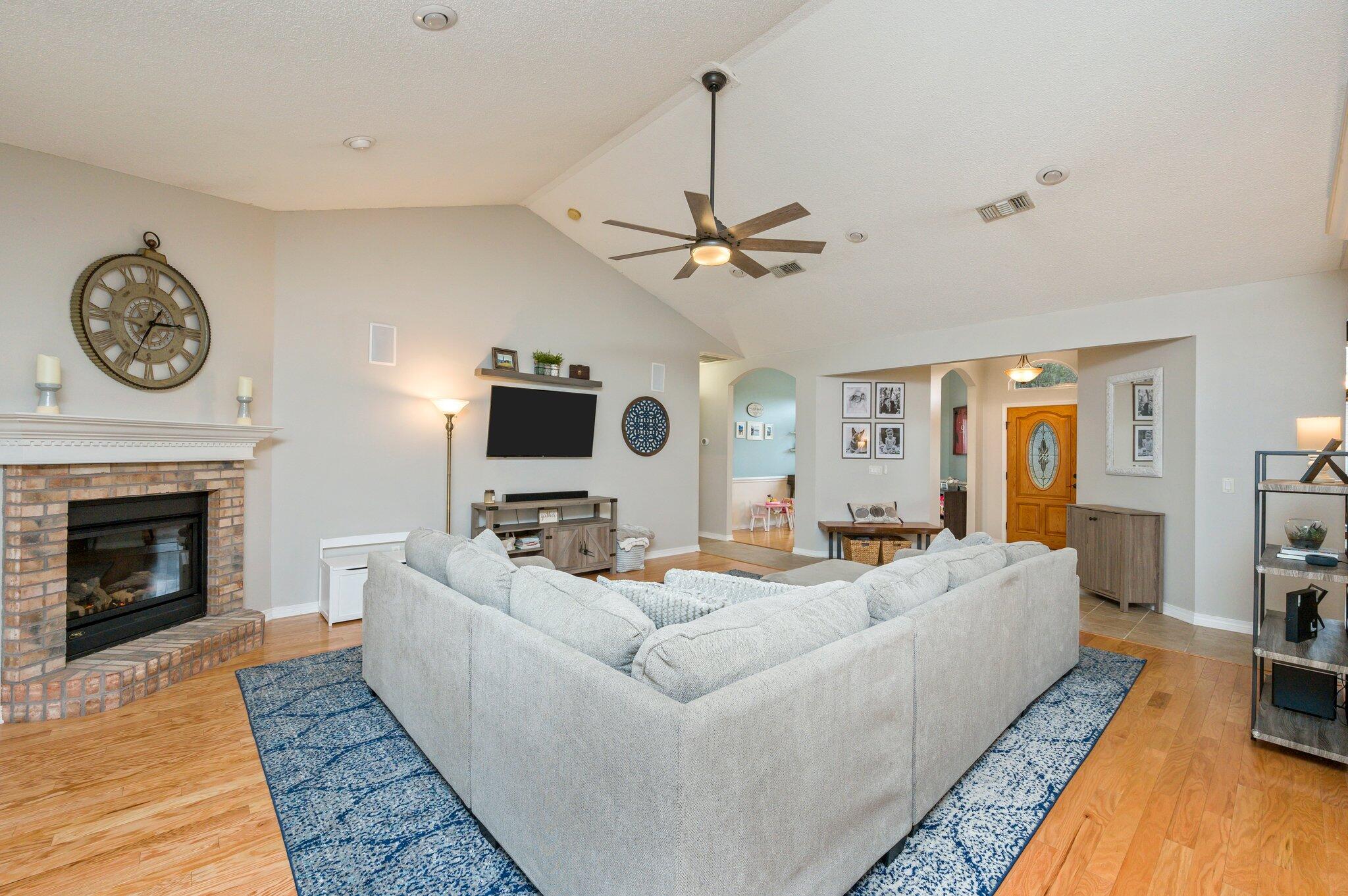 JUNIPER CREEK ESTATES - Residential