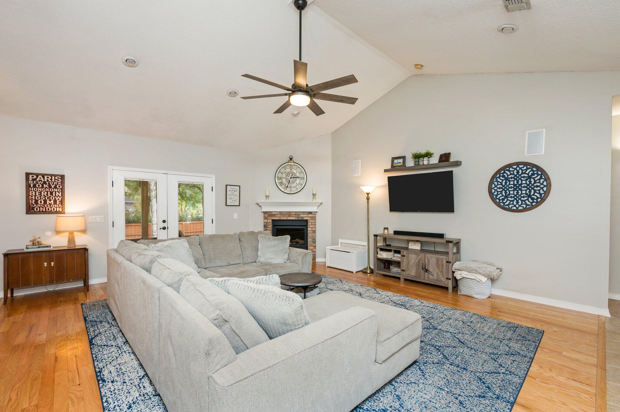 JUNIPER CREEK ESTATES - Residential