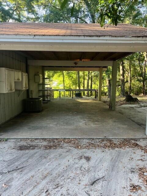 121 Ramsey Br Road. - Residential