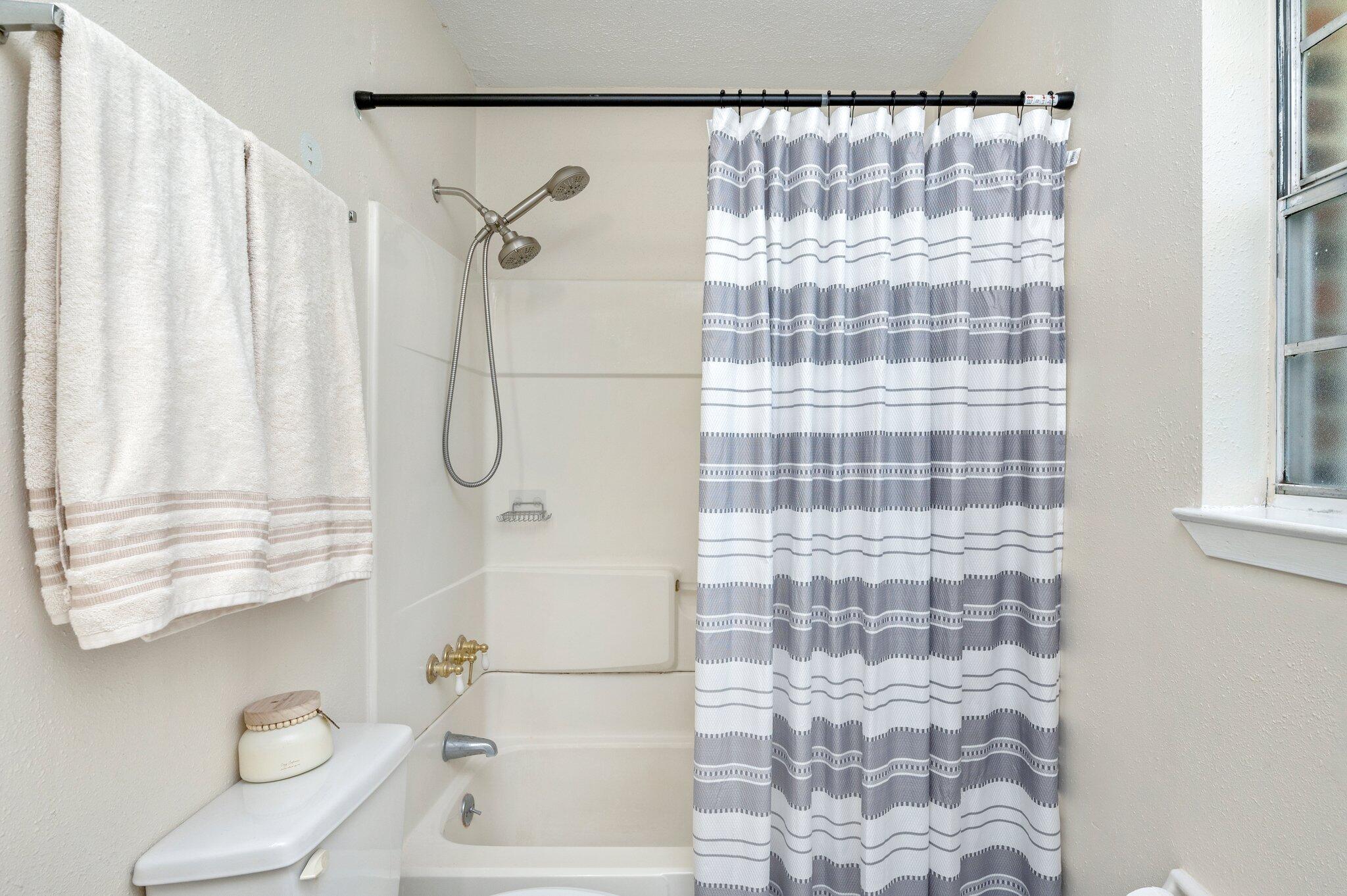 CHATEAU PRES DE LA MER - Residential