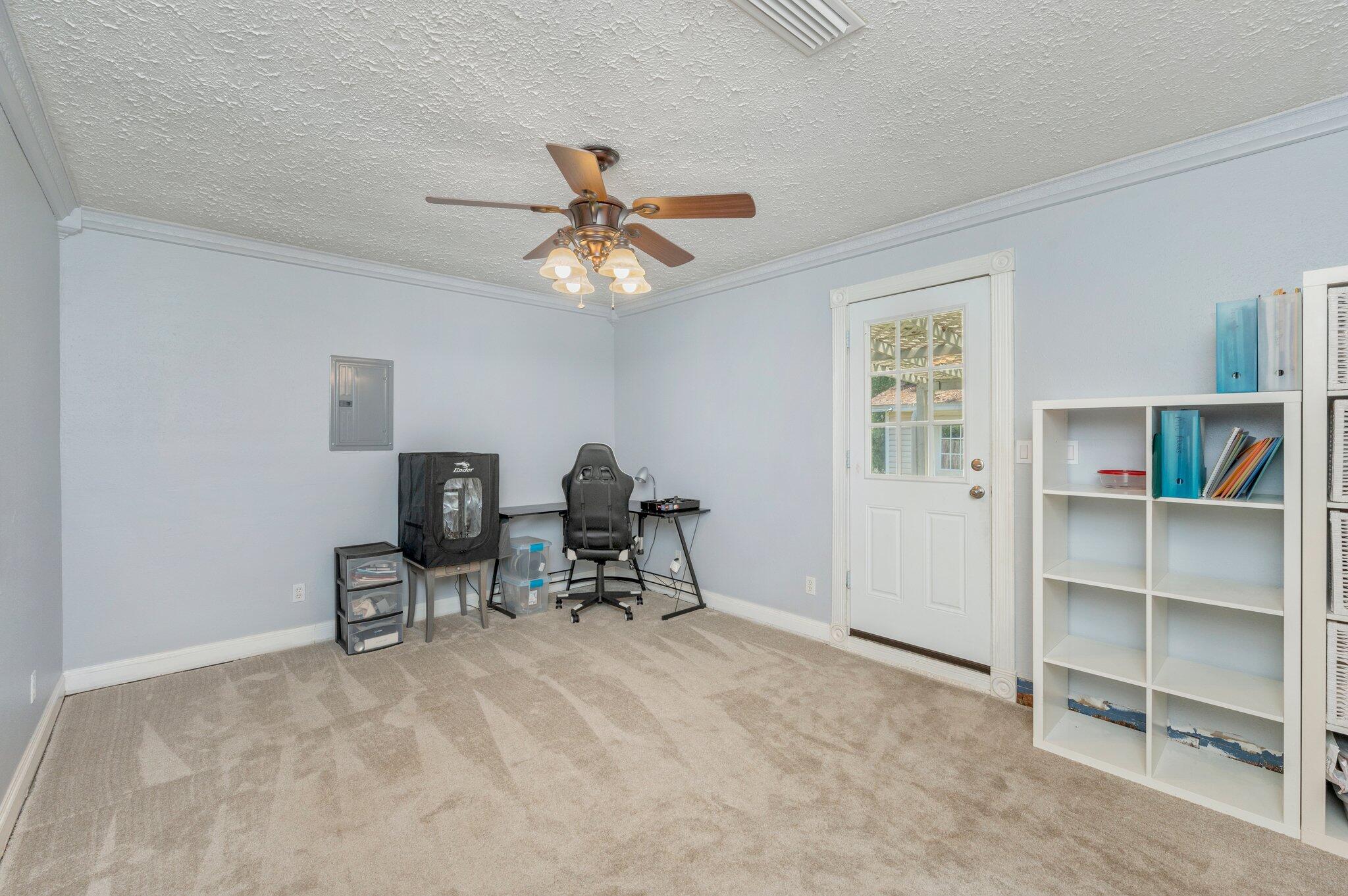 CHATEAU PRES DE LA MER - Residential