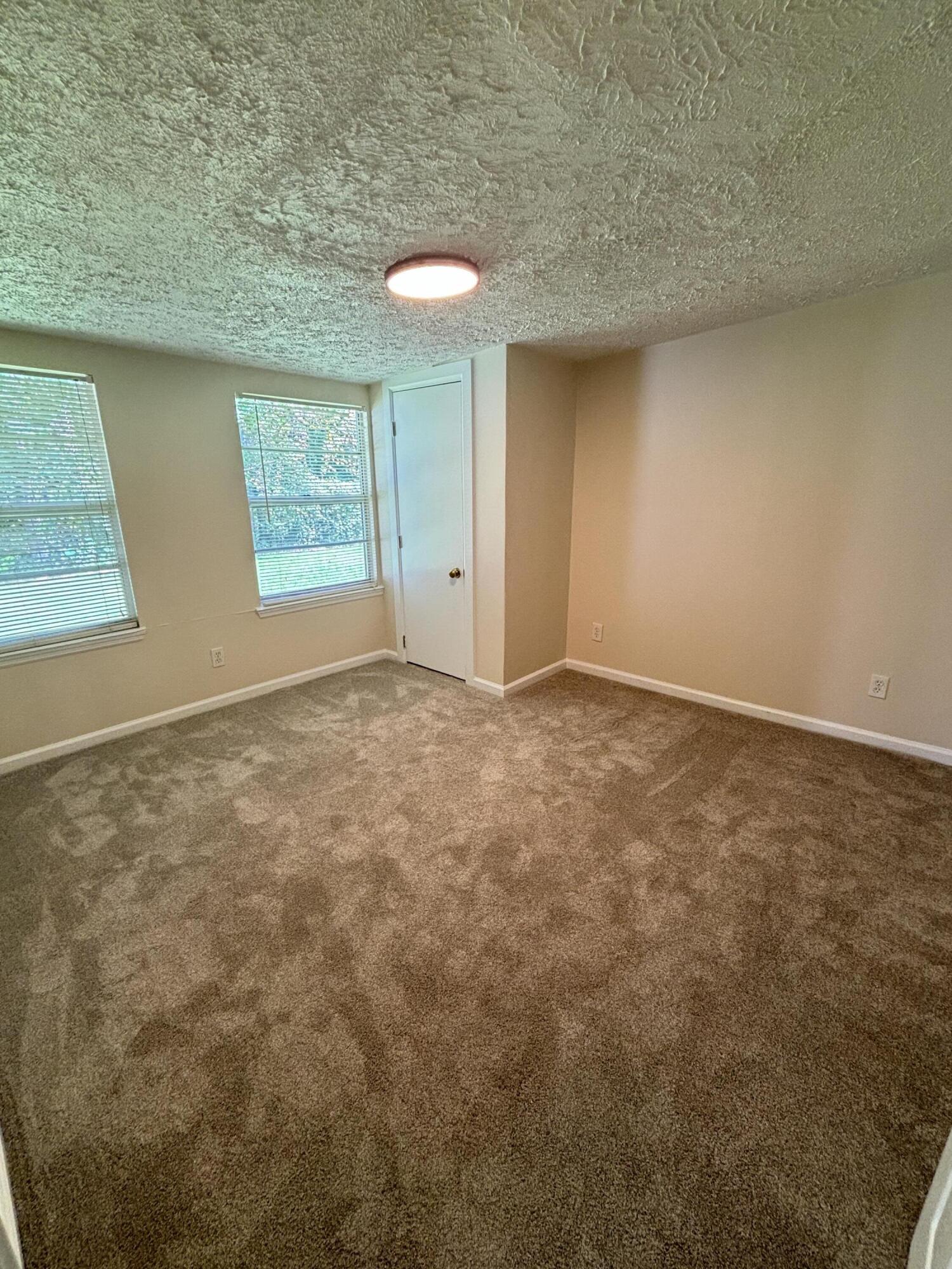 CHATEAU PRES DE LA MER - Residential