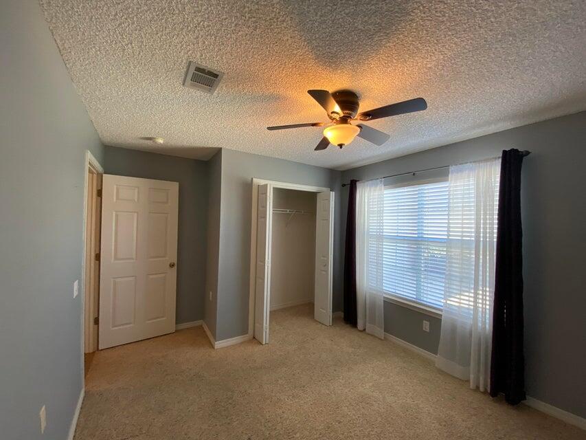 LIGHTHOUSE POINTE - Residential