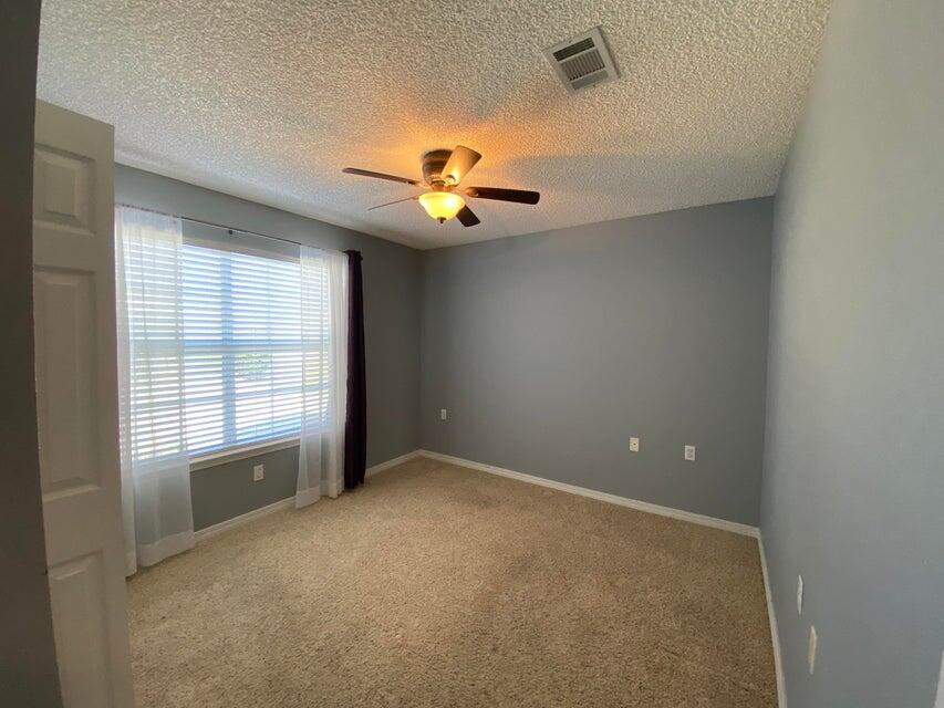 LIGHTHOUSE POINTE - Residential