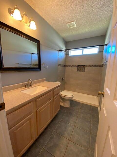 LIGHTHOUSE POINTE - Residential