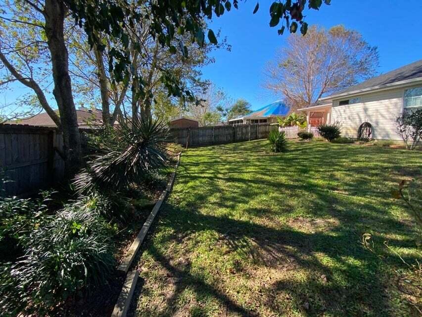 LIGHTHOUSE POINTE - Residential