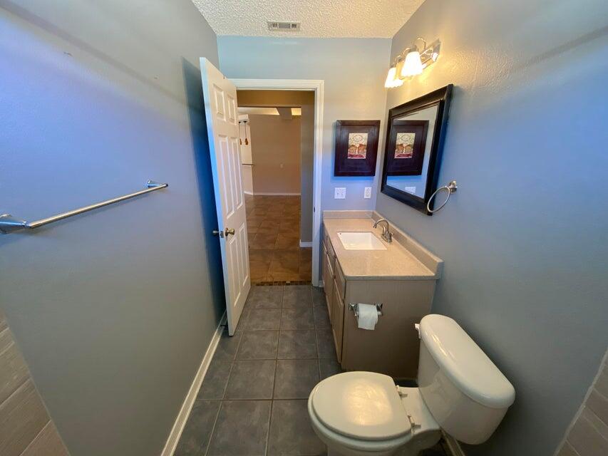 LIGHTHOUSE POINTE - Residential