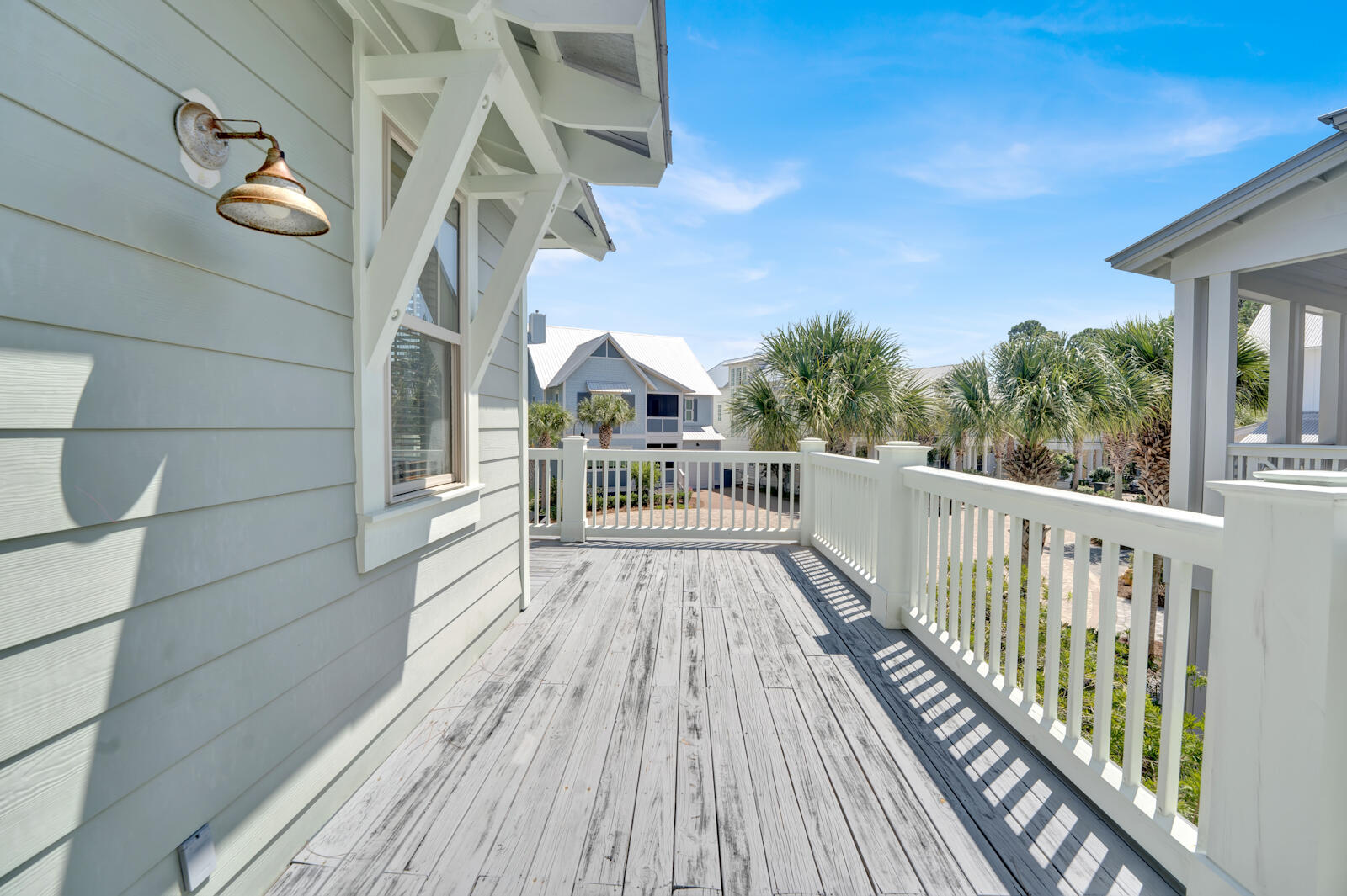 COTTAGES AT EASTERN LAKE - Residential
