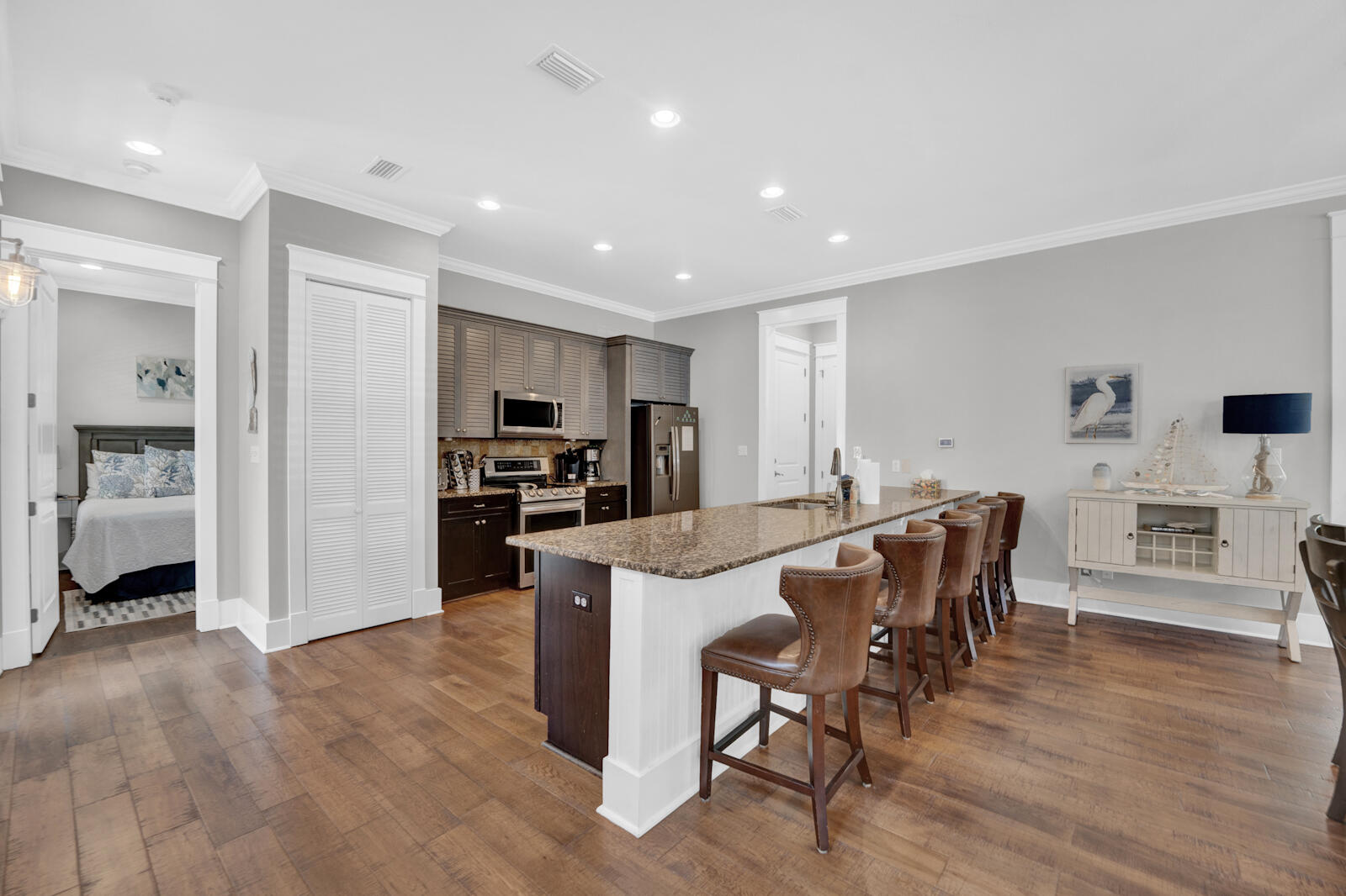 COTTAGES AT EASTERN LAKE - Residential