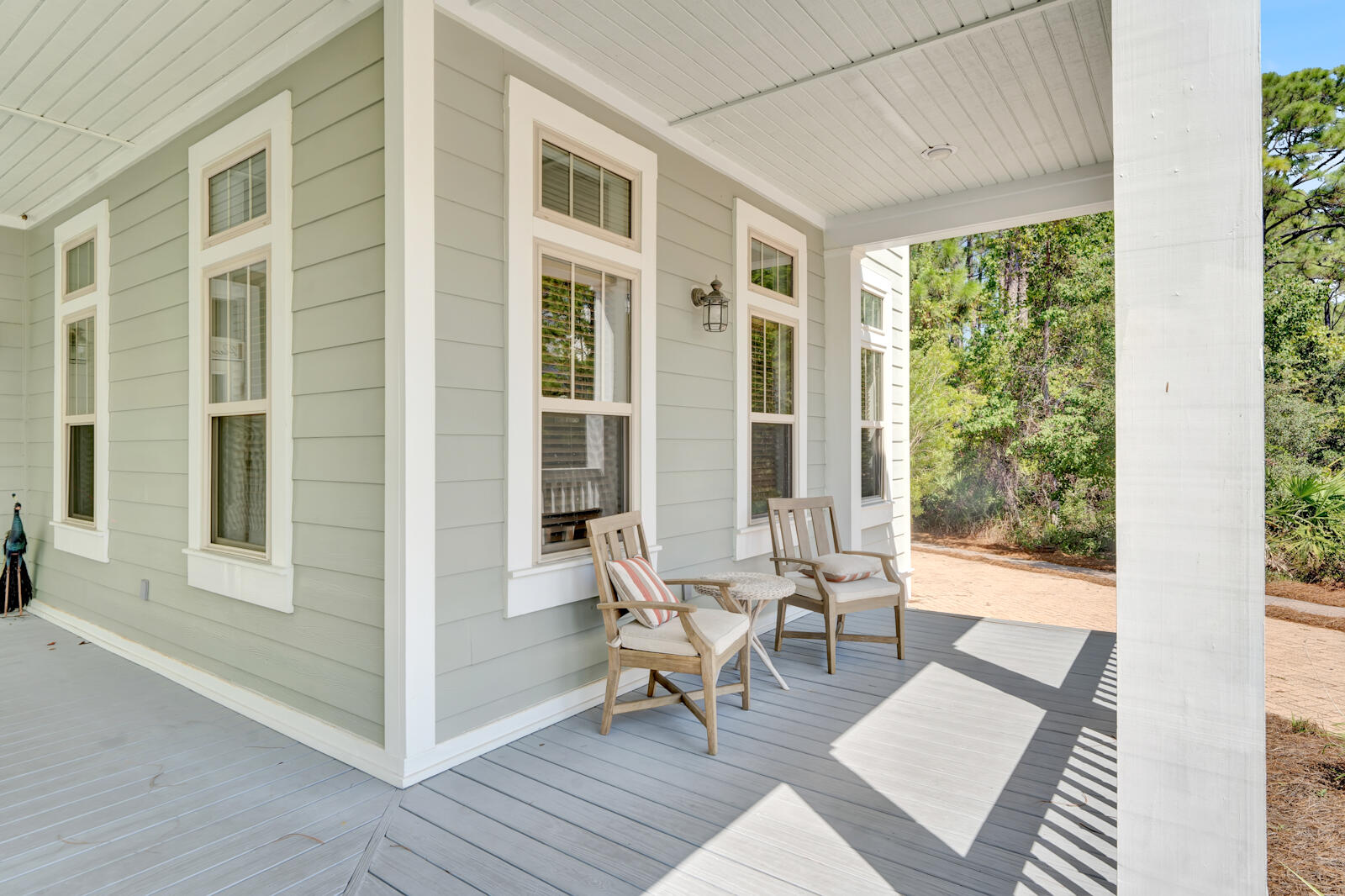 COTTAGES AT EASTERN LAKE - Residential