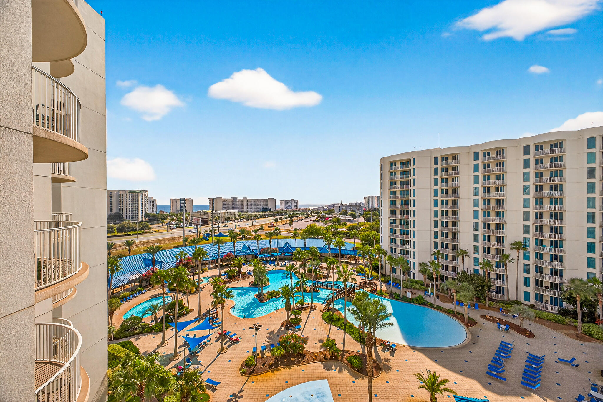 PALMS OF DESTIN (THE) - Residential