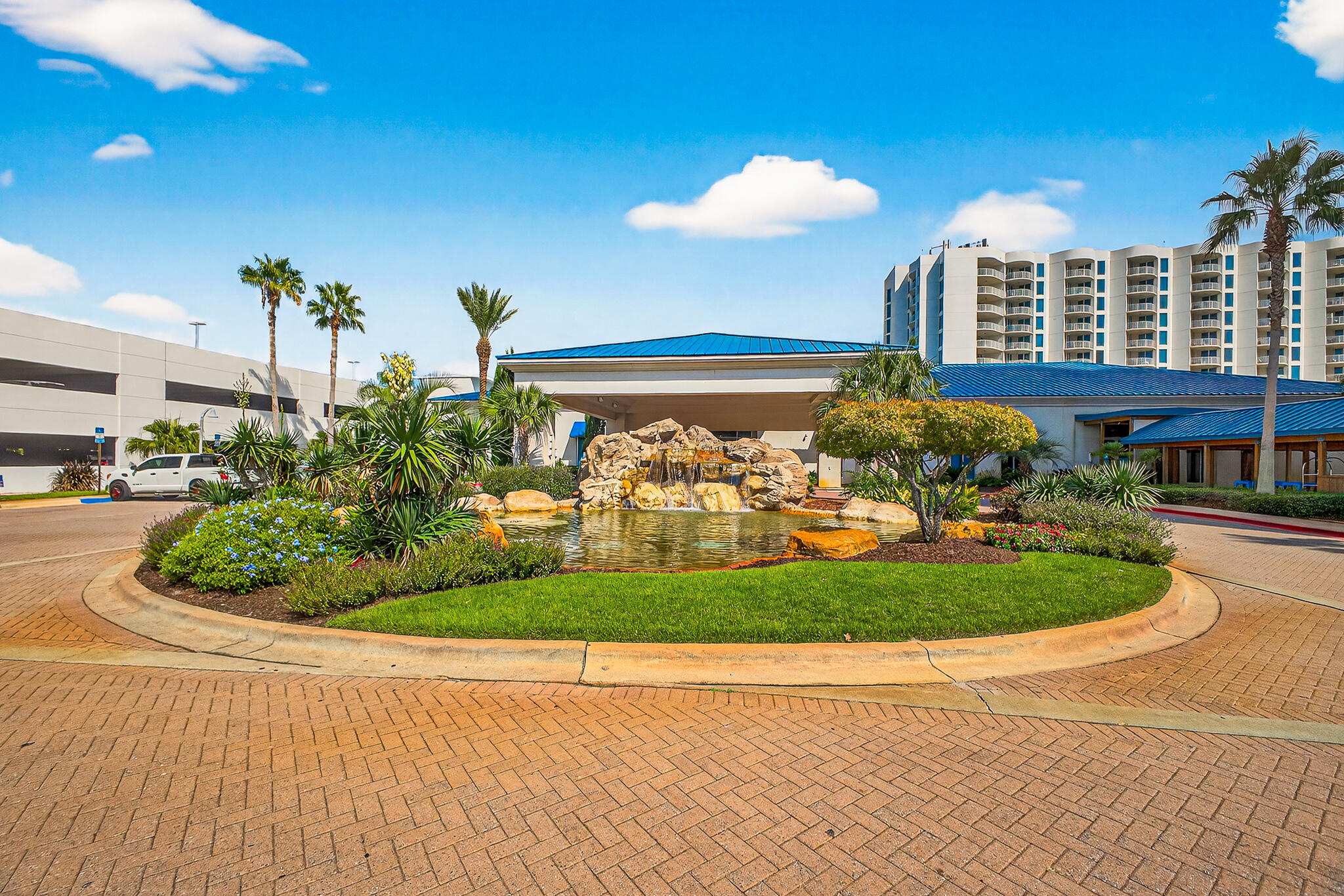PALMS OF DESTIN (THE) - Residential