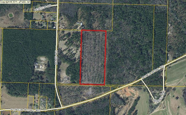 Great hunting tract in North Walton County. Abundant deer and turkey. Planted pine. Power to the property. On a paved road. Make your appointment to see this gem today!