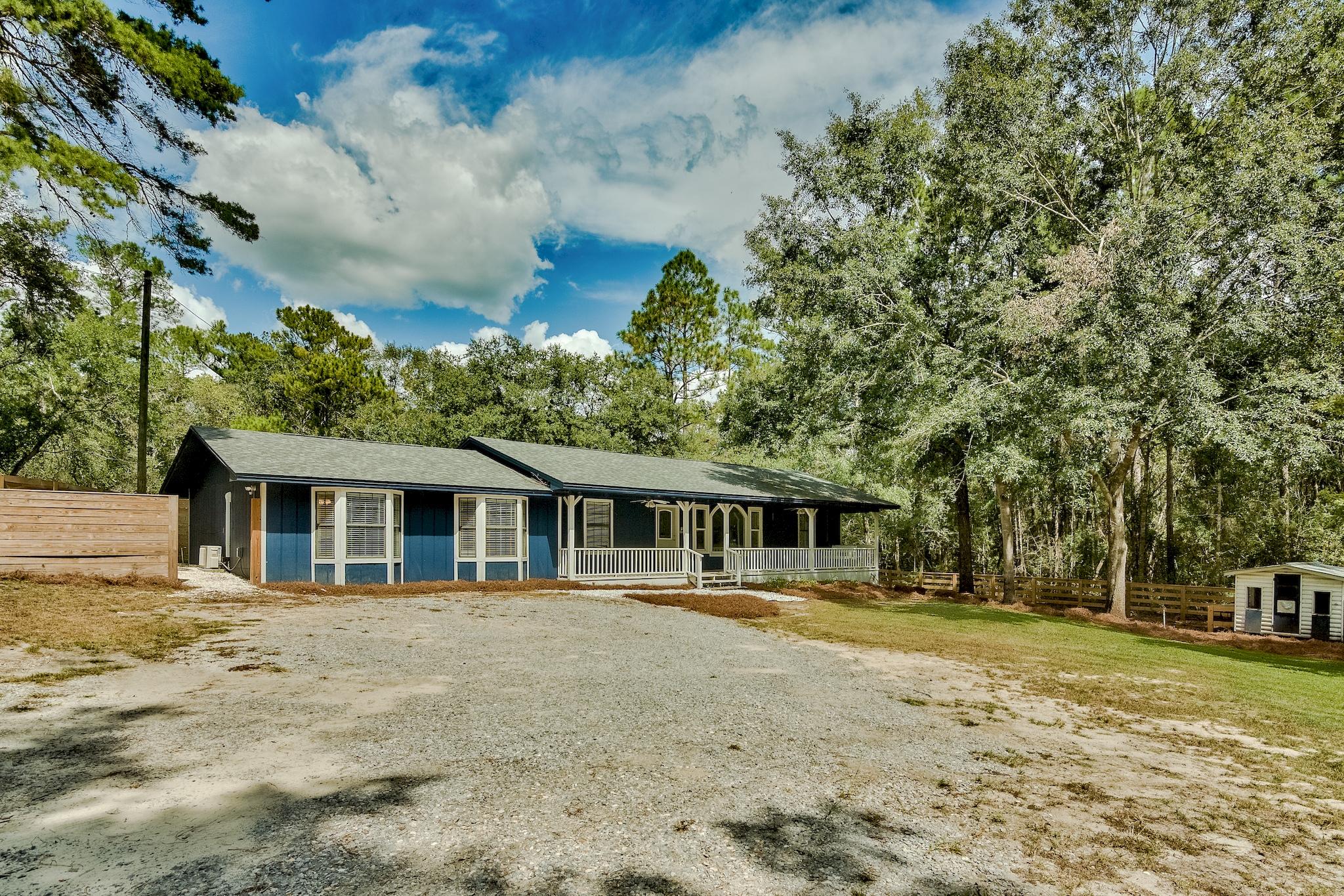 LANDINGS UNRECD THE - Residential