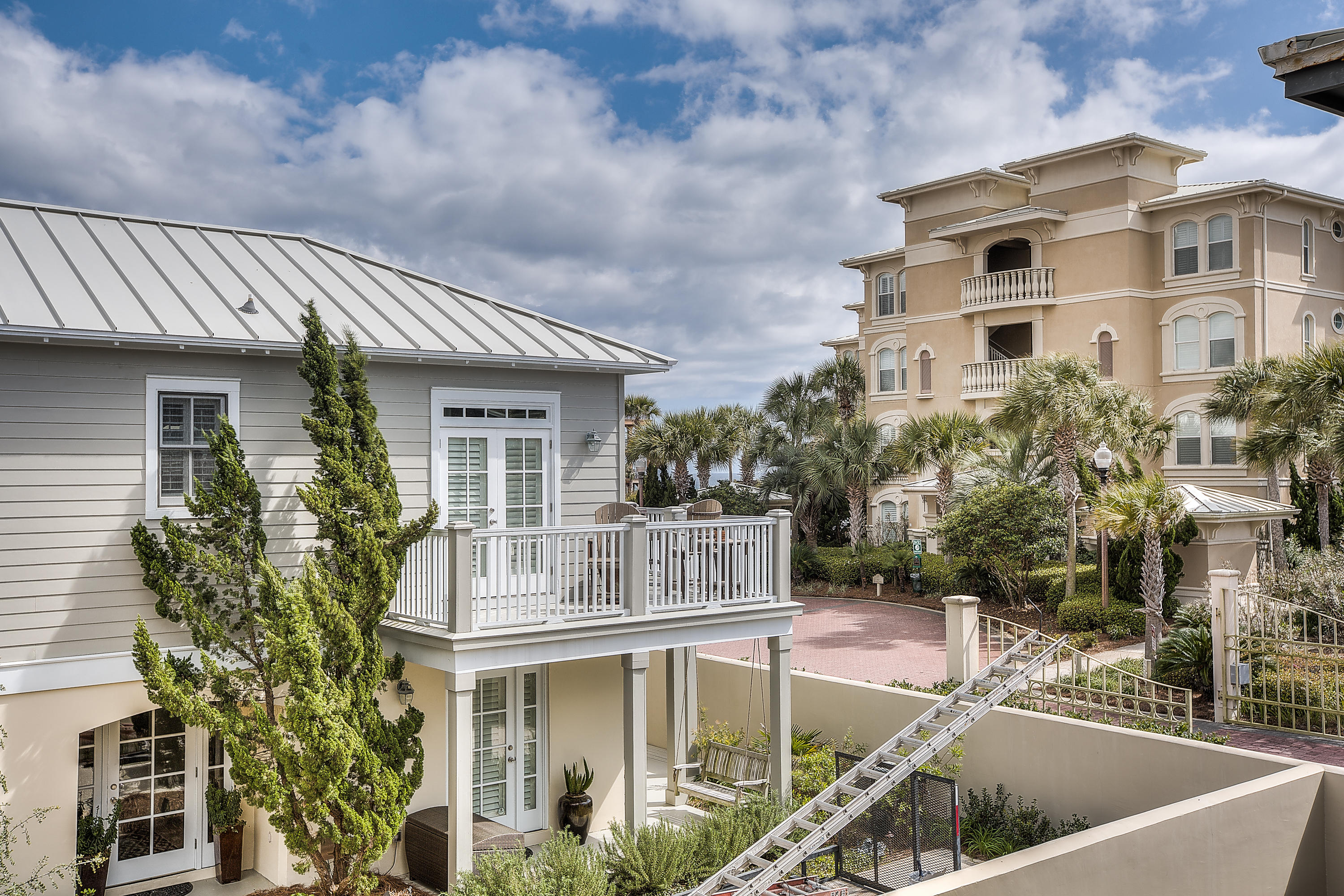 Sunset Beach - Residential