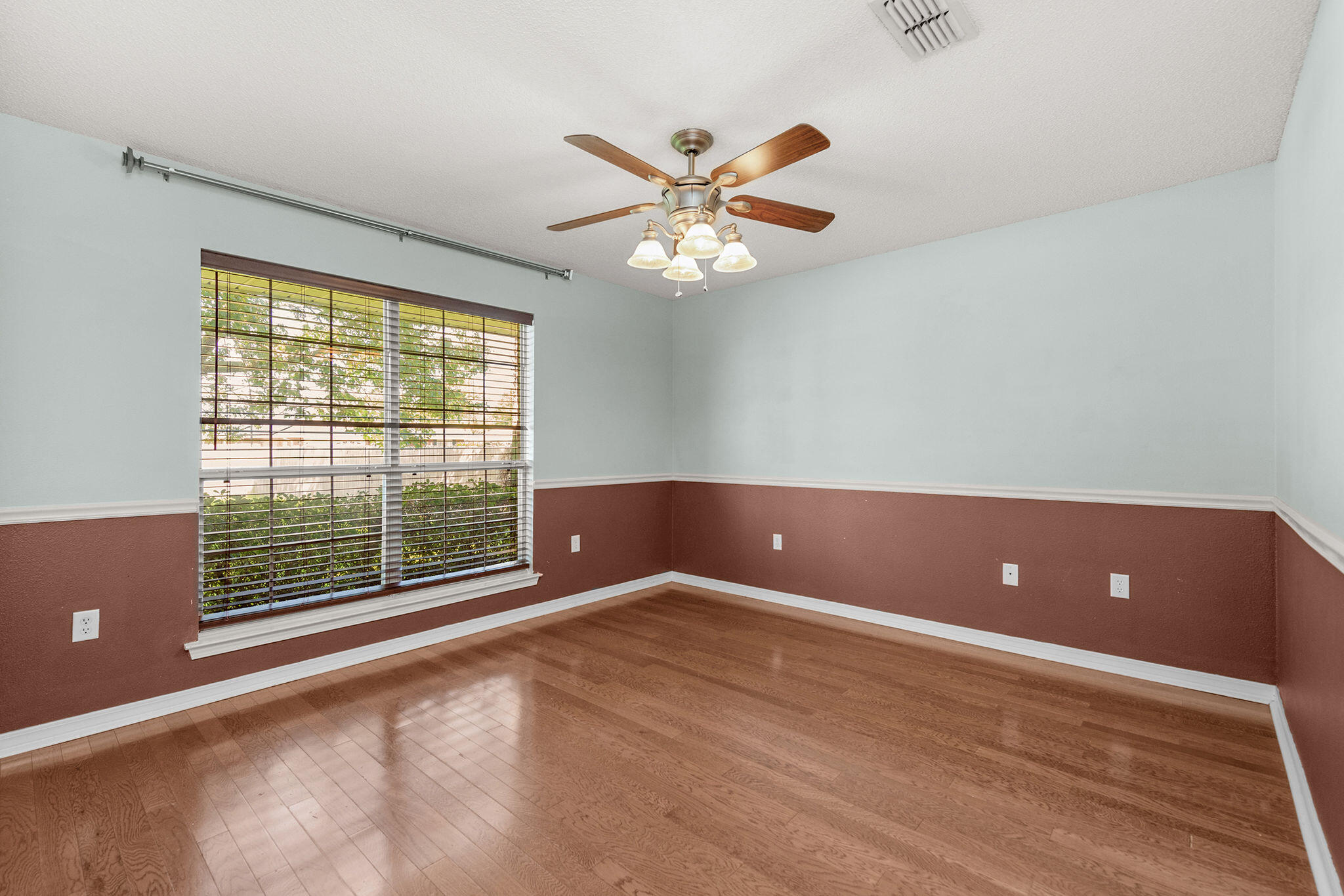 CREETWOOD PLACE - Residential