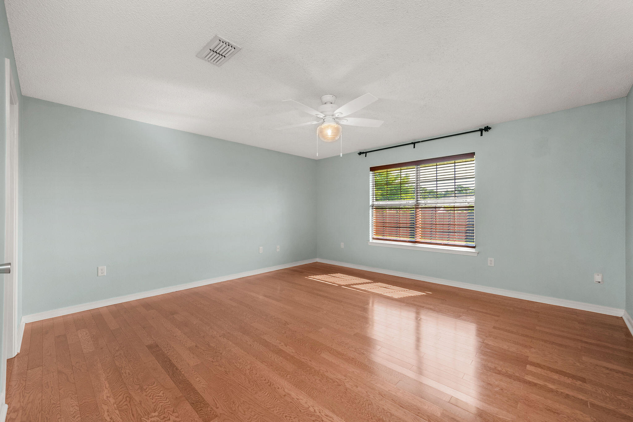 CREETWOOD PLACE - Residential