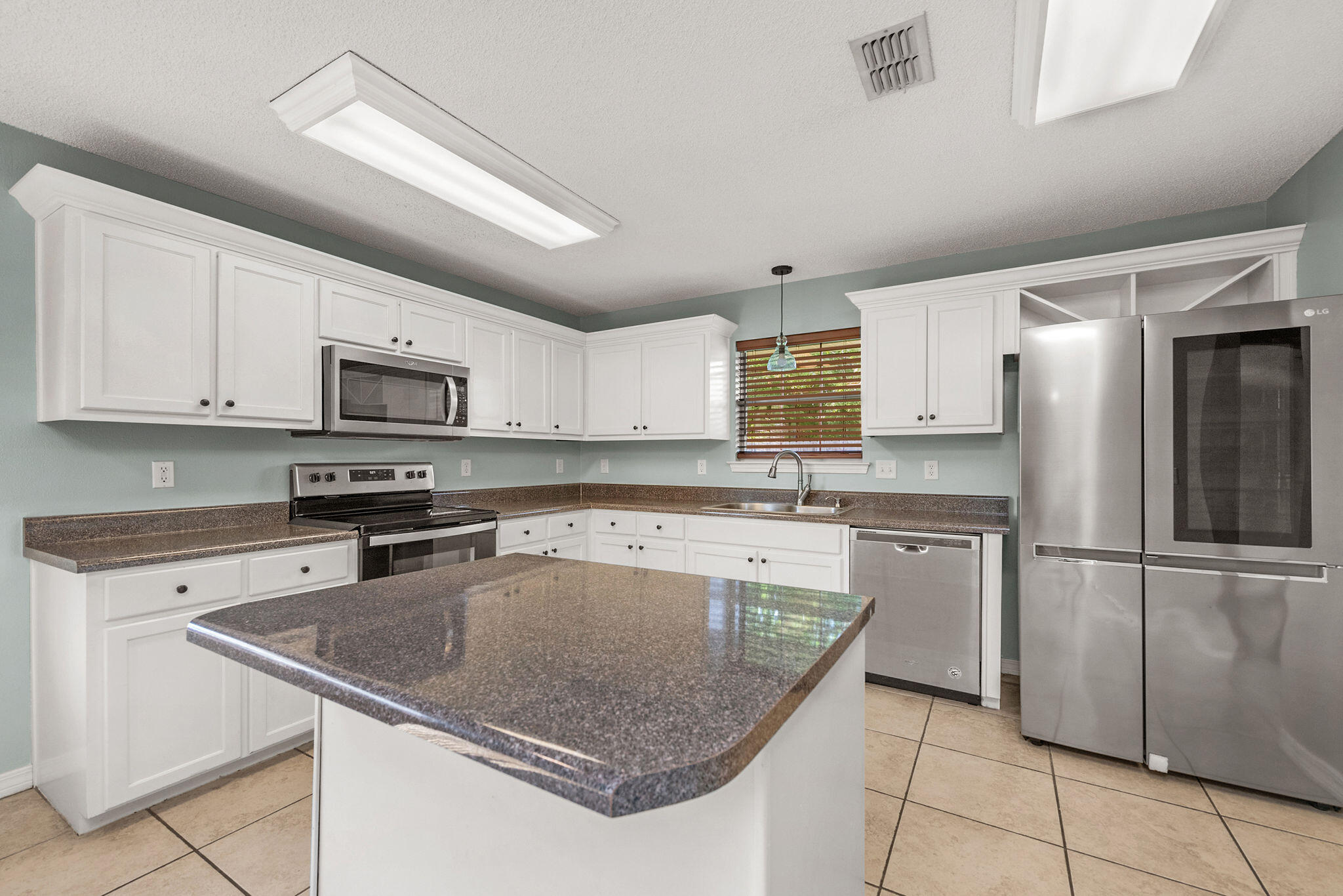 CREETWOOD PLACE - Residential