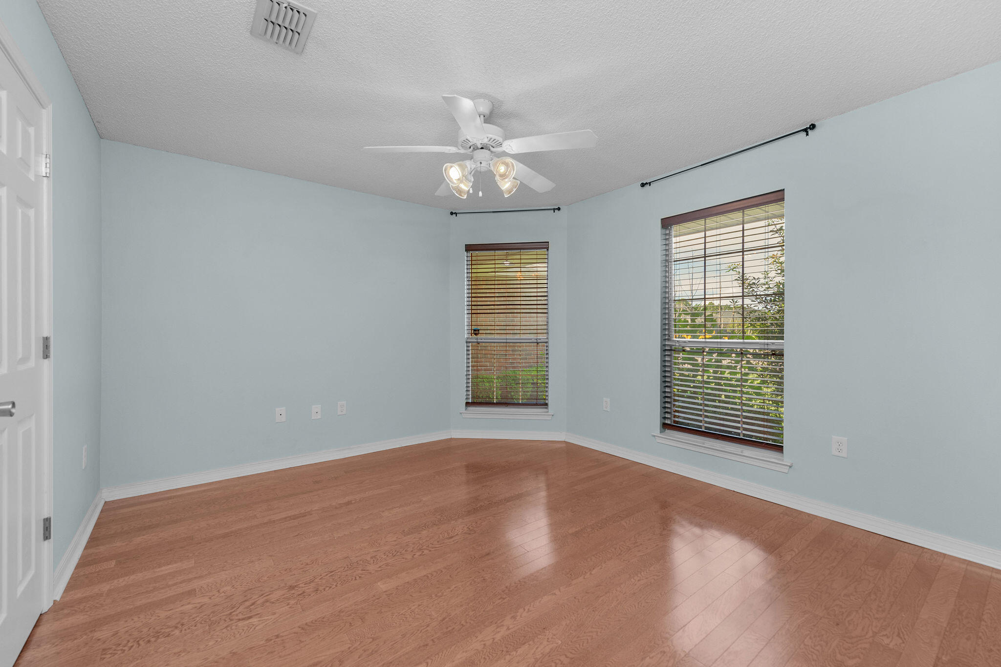 CREETWOOD PLACE - Residential