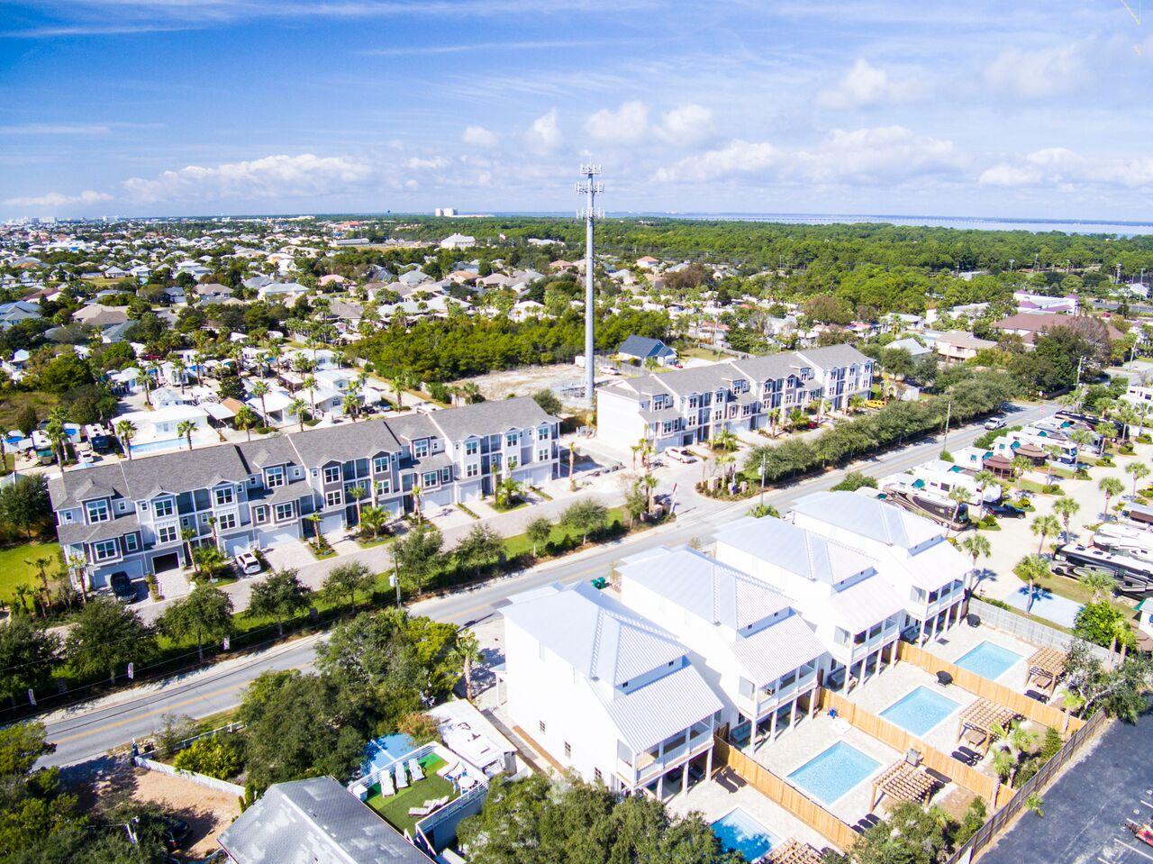 DRIFTWOOD DRIVE TOWNHOMES - Residential