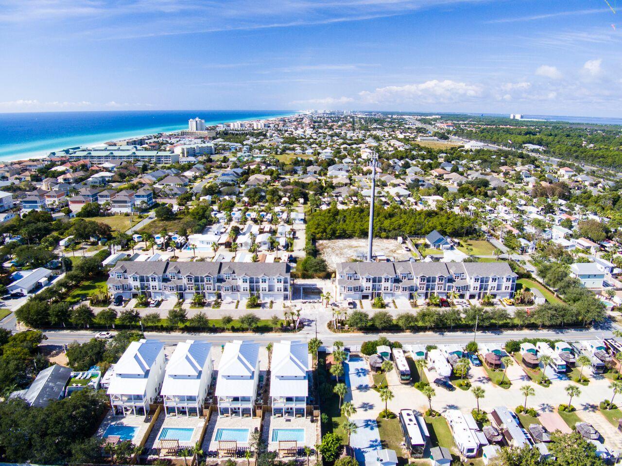 DRIFTWOOD DRIVE TOWNHOMES - Residential