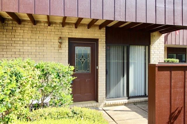 MOSSEY COVE T/H - Residential