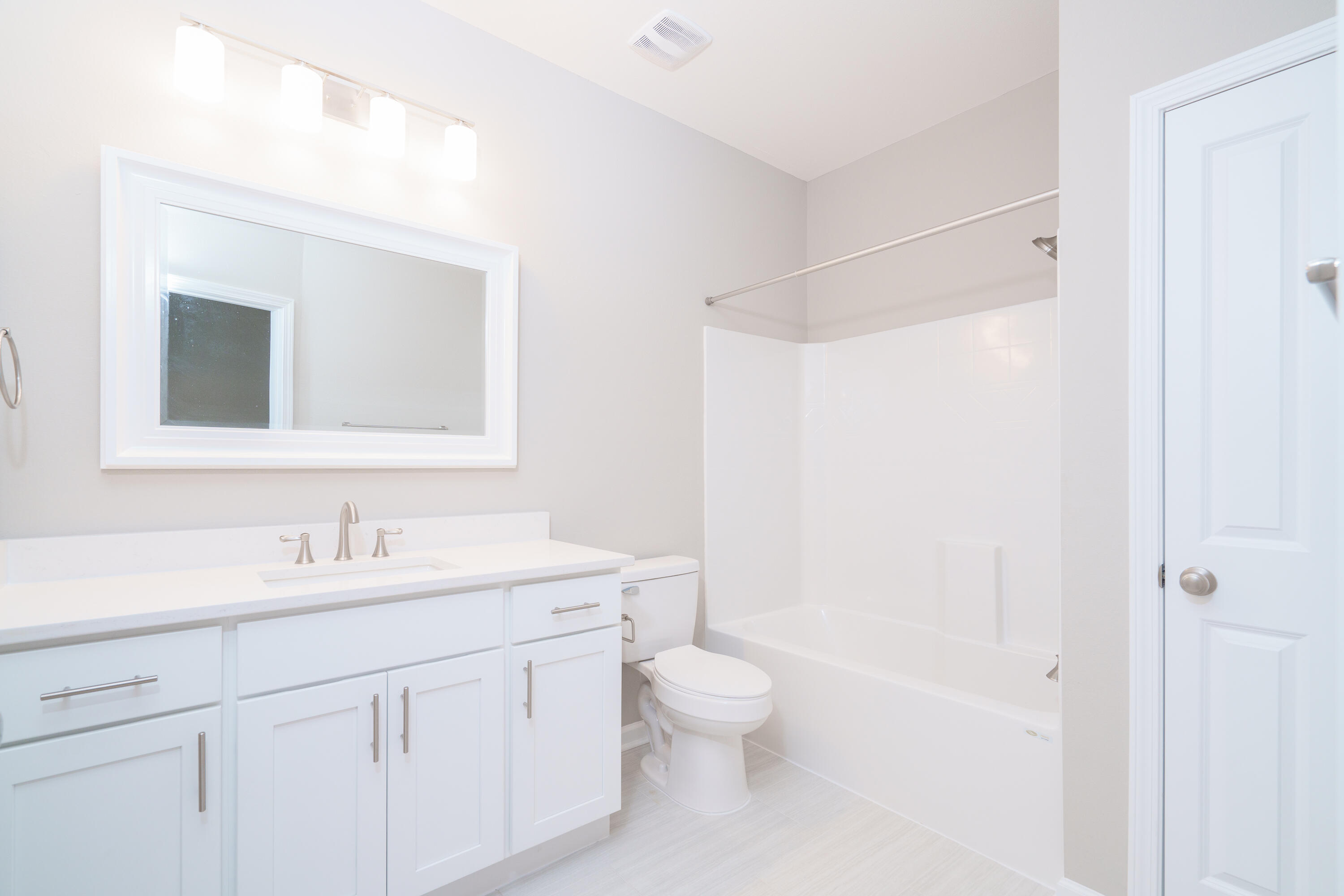 HELMS & ALLEN - Residential Lease