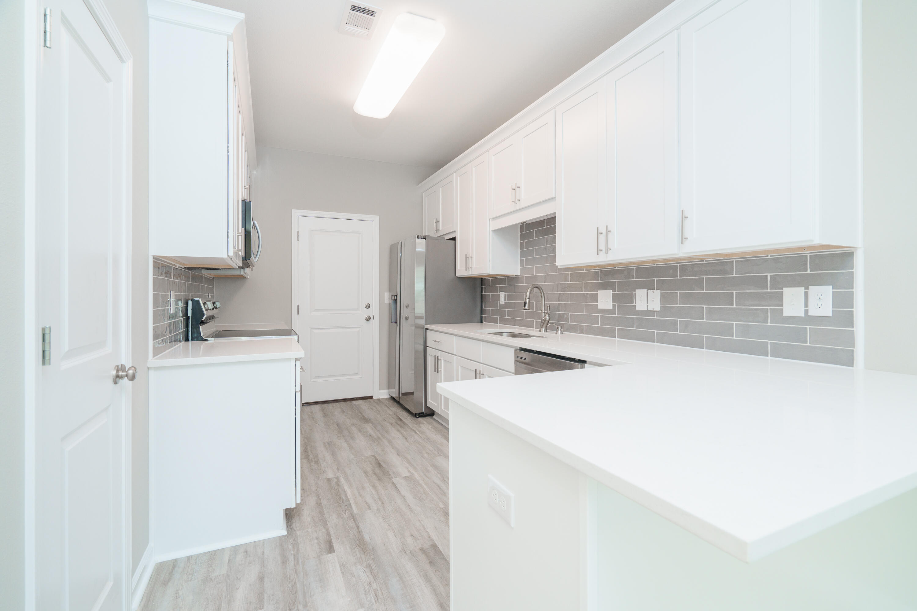 HELMS & ALLEN - Residential Lease