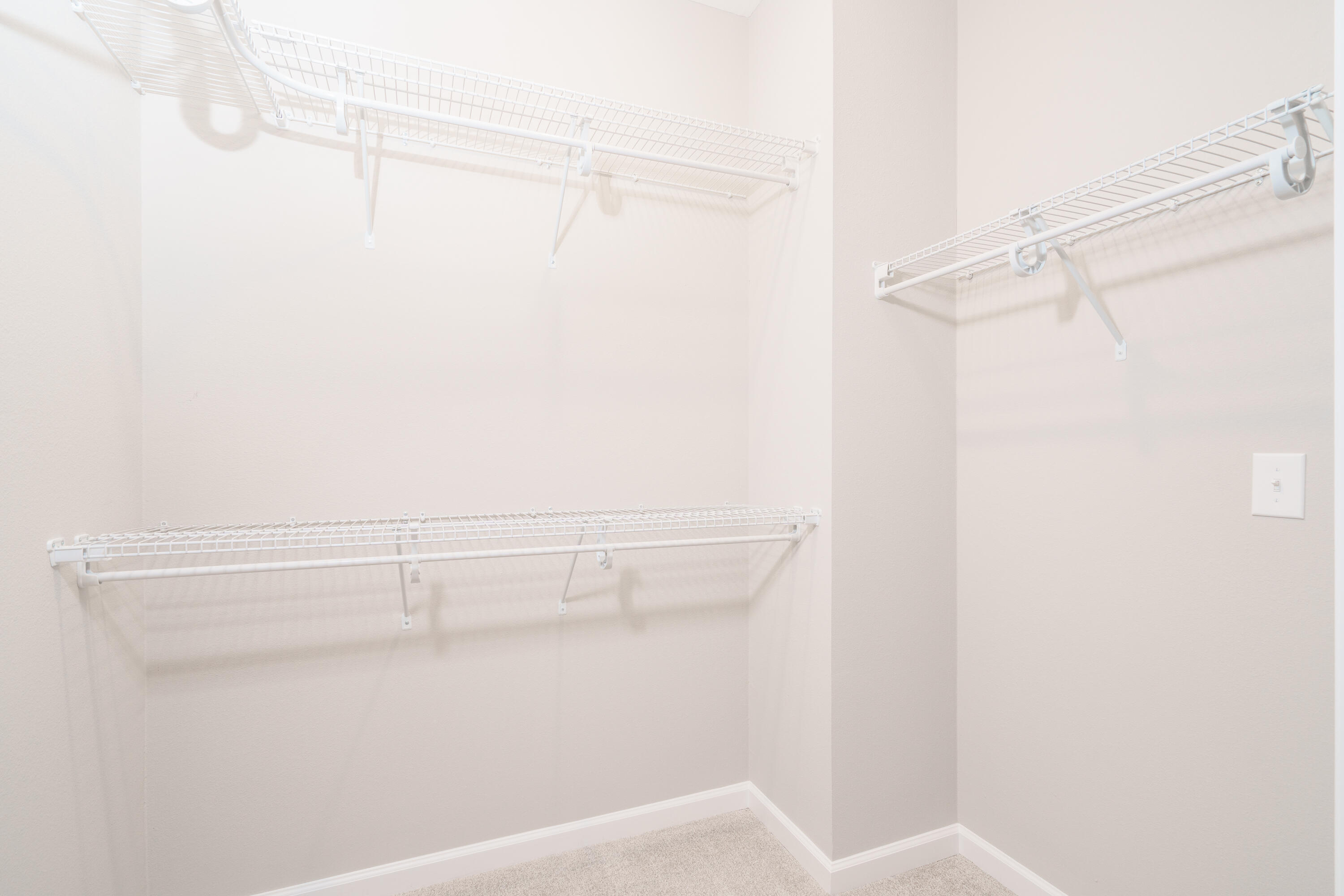 HELMS & ALLEN - Residential Lease