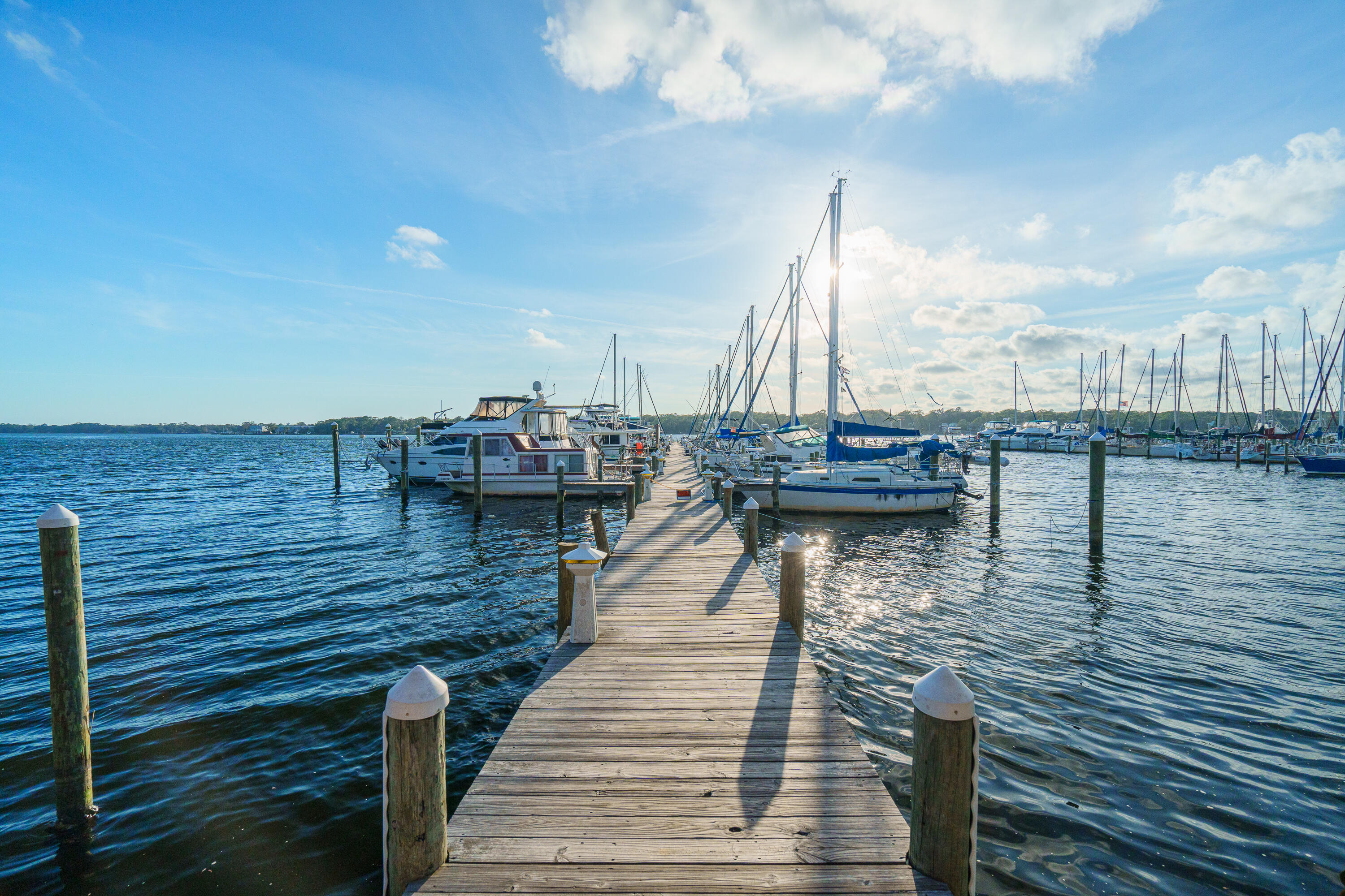 HELMS & ALLEN - Residential Lease