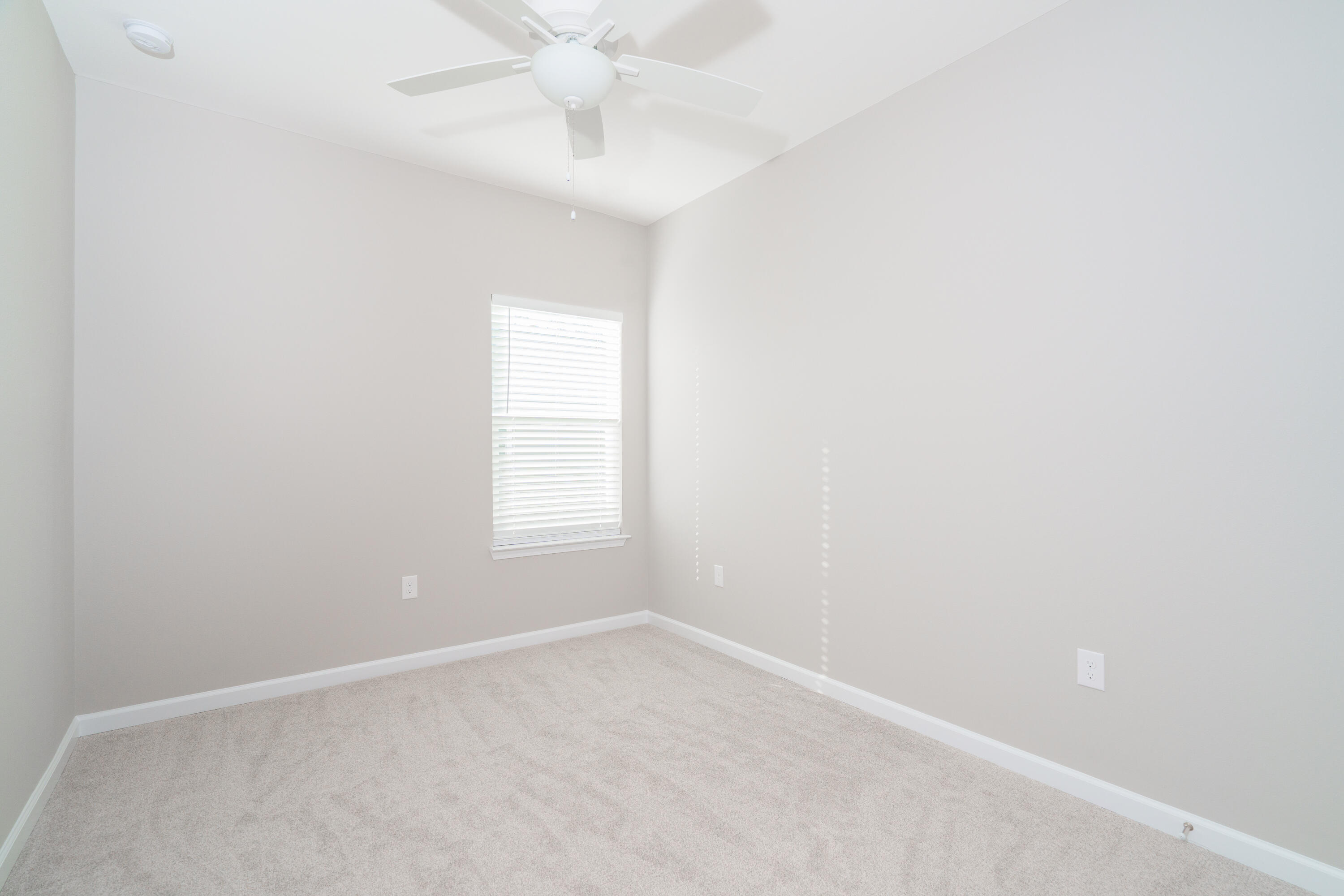 HELMS & ALLEN - Residential Lease