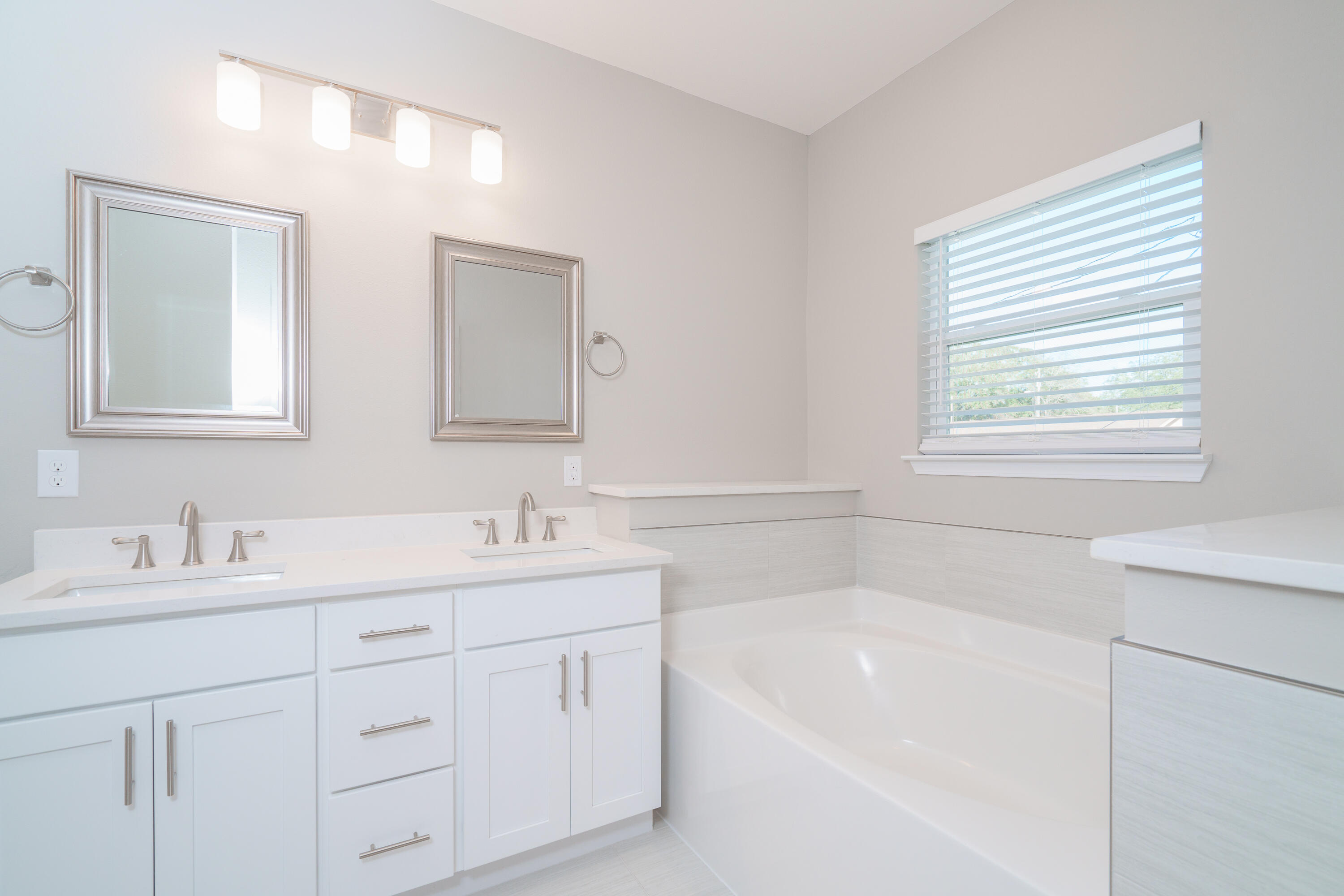 HELMS & ALLEN - Residential Lease