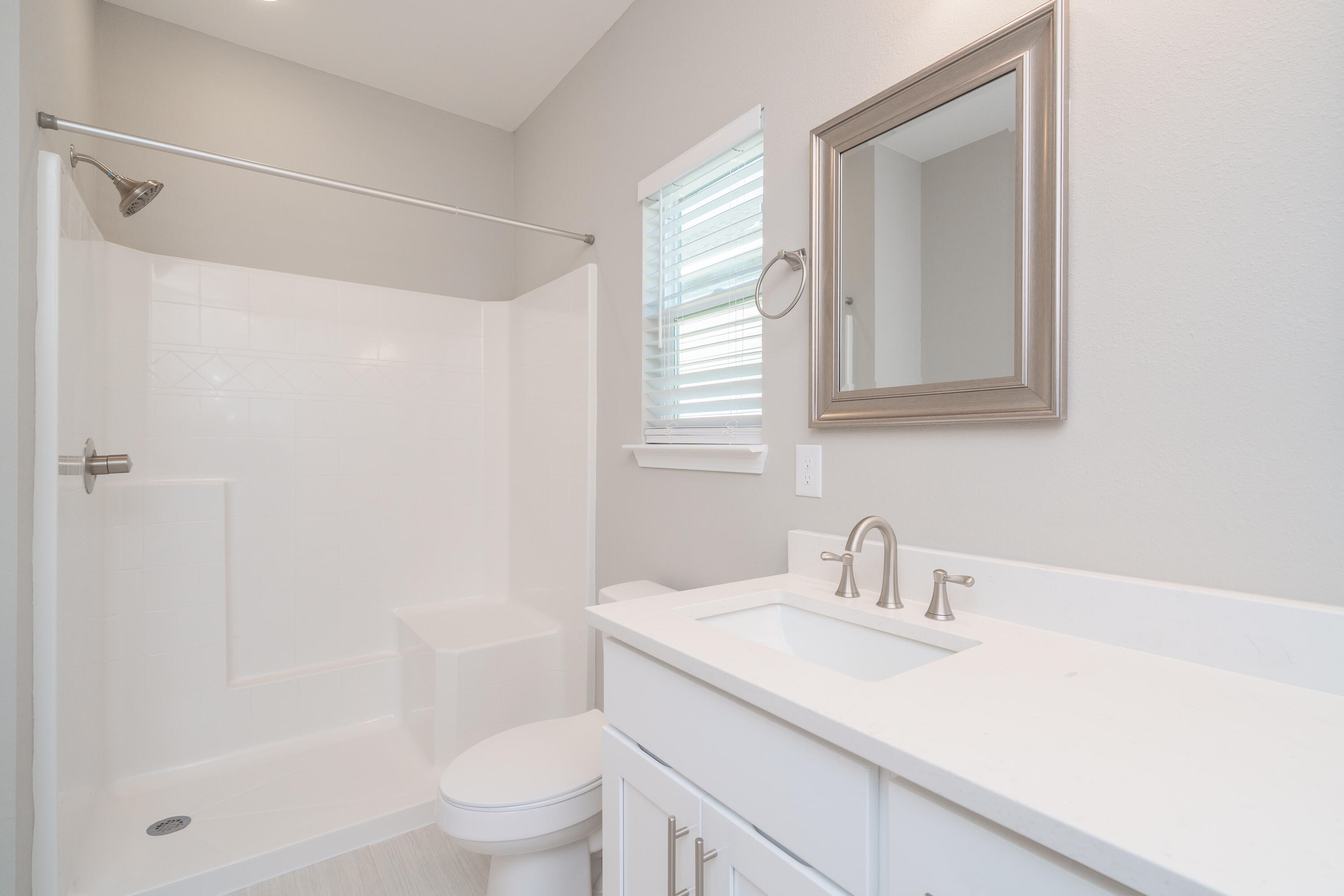 HELMS & ALLEN - Residential Lease