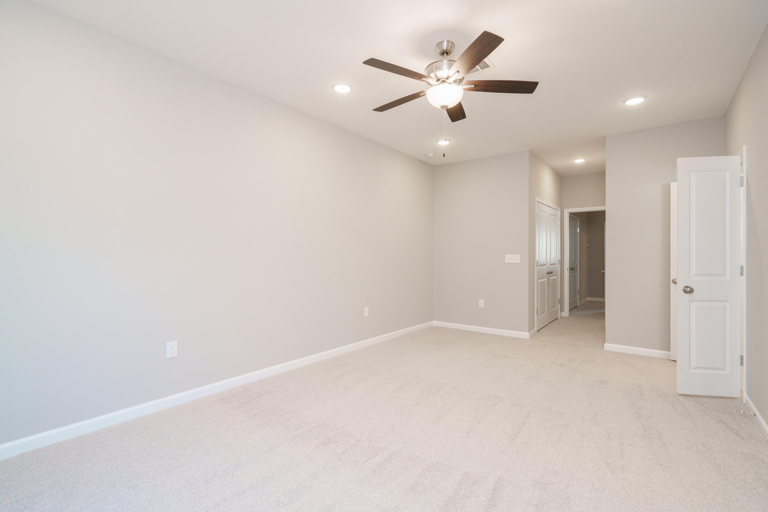 HELMS & ALLEN - Residential Lease