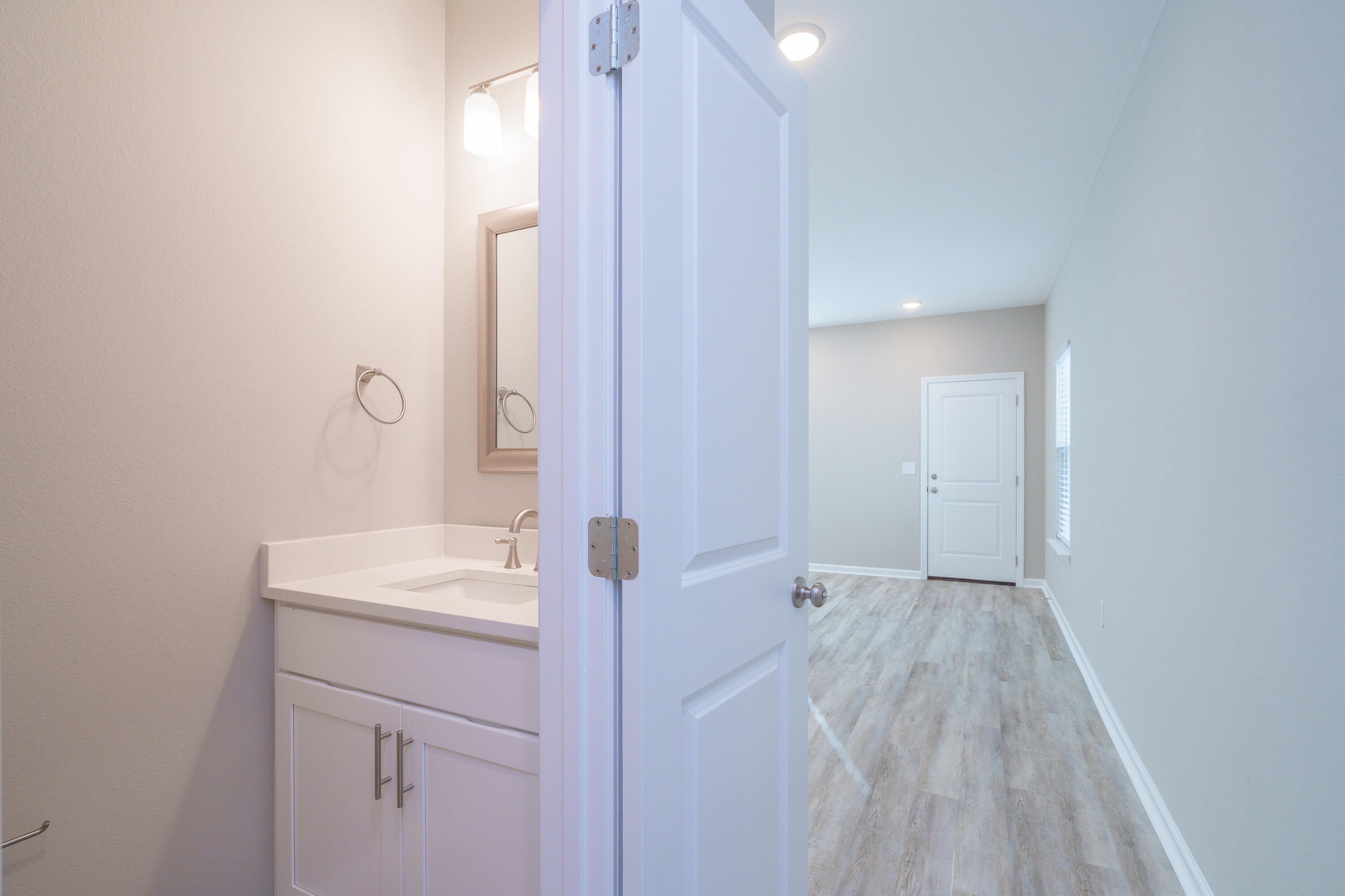 HELMS & ALLEN - Residential Lease