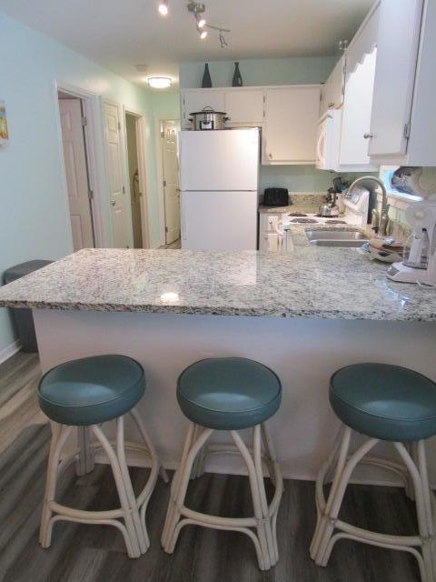 BEACHSIDE VILLAS CONDO - Residential