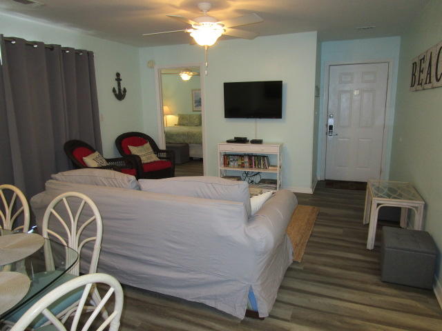 BEACHSIDE VILLAS CONDO - Residential