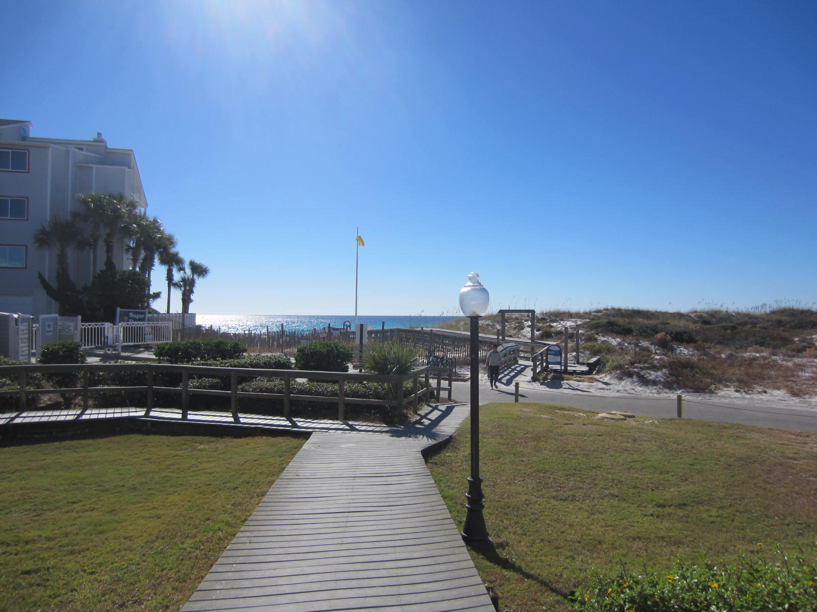 BEACHSIDE VILLAS CONDO - Residential